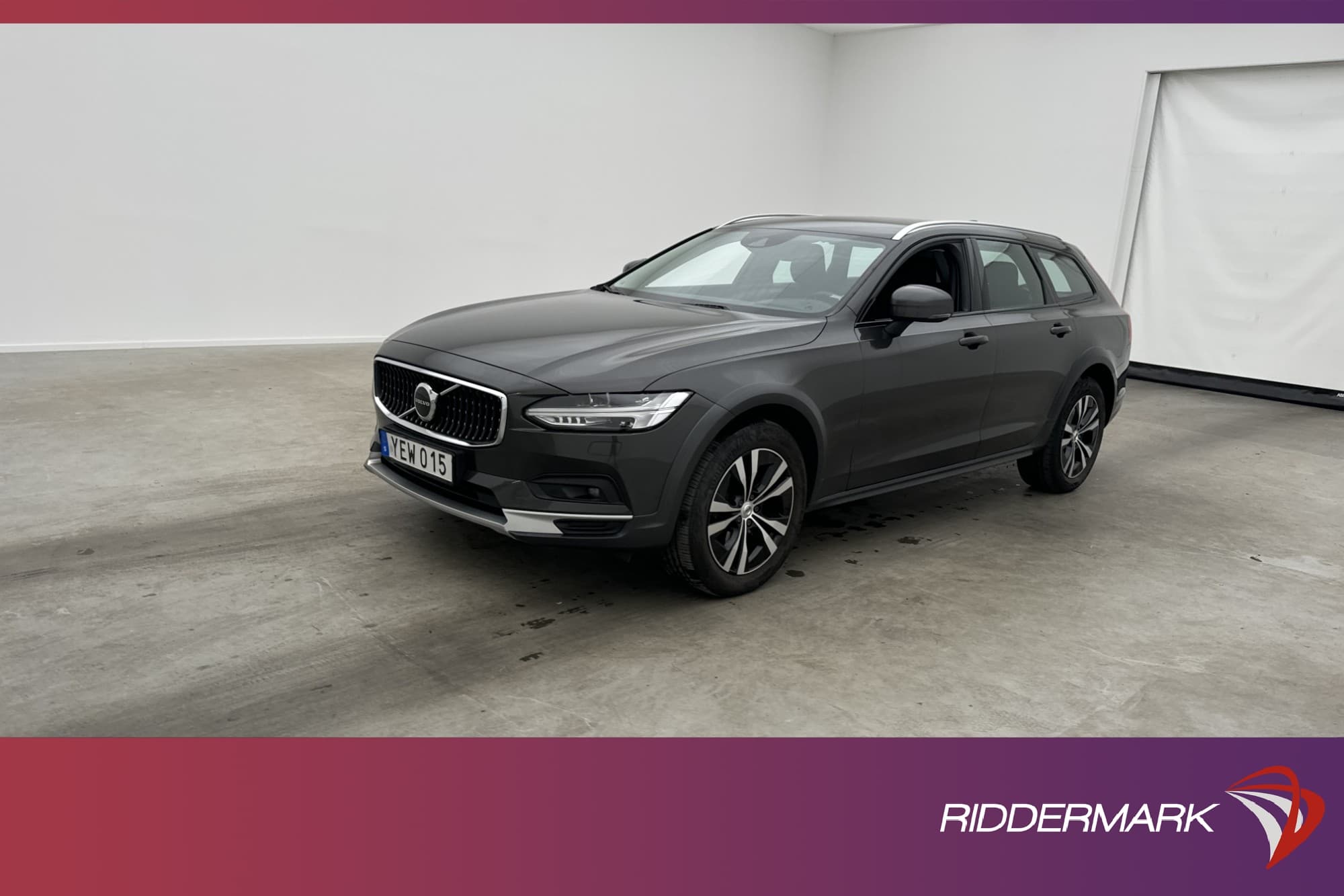 Volvo V90 Cross Country B4 AWD
