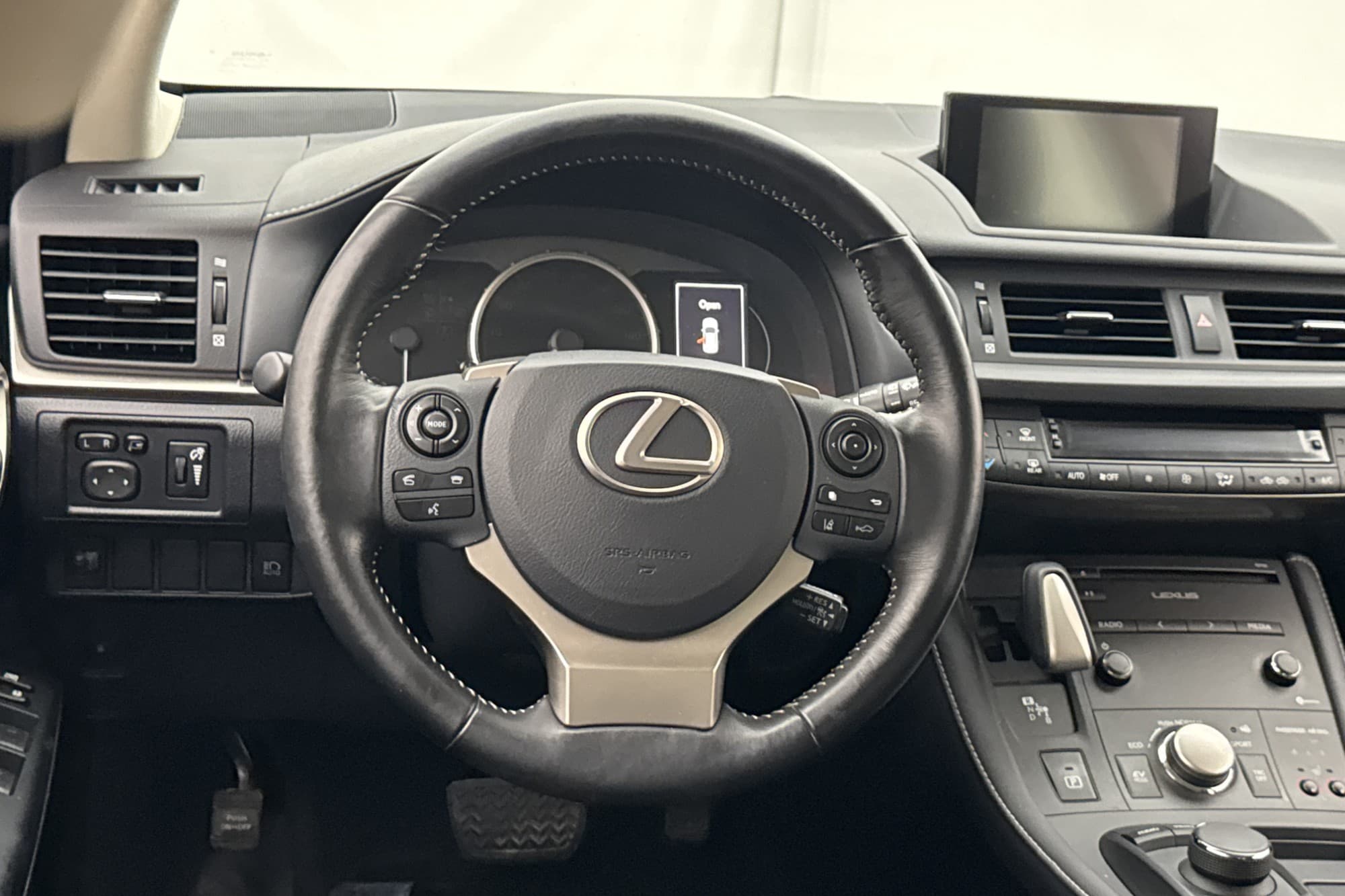 Lexus CT 200h 1.8 136hk Comfort Kamera Adaptiv-fart