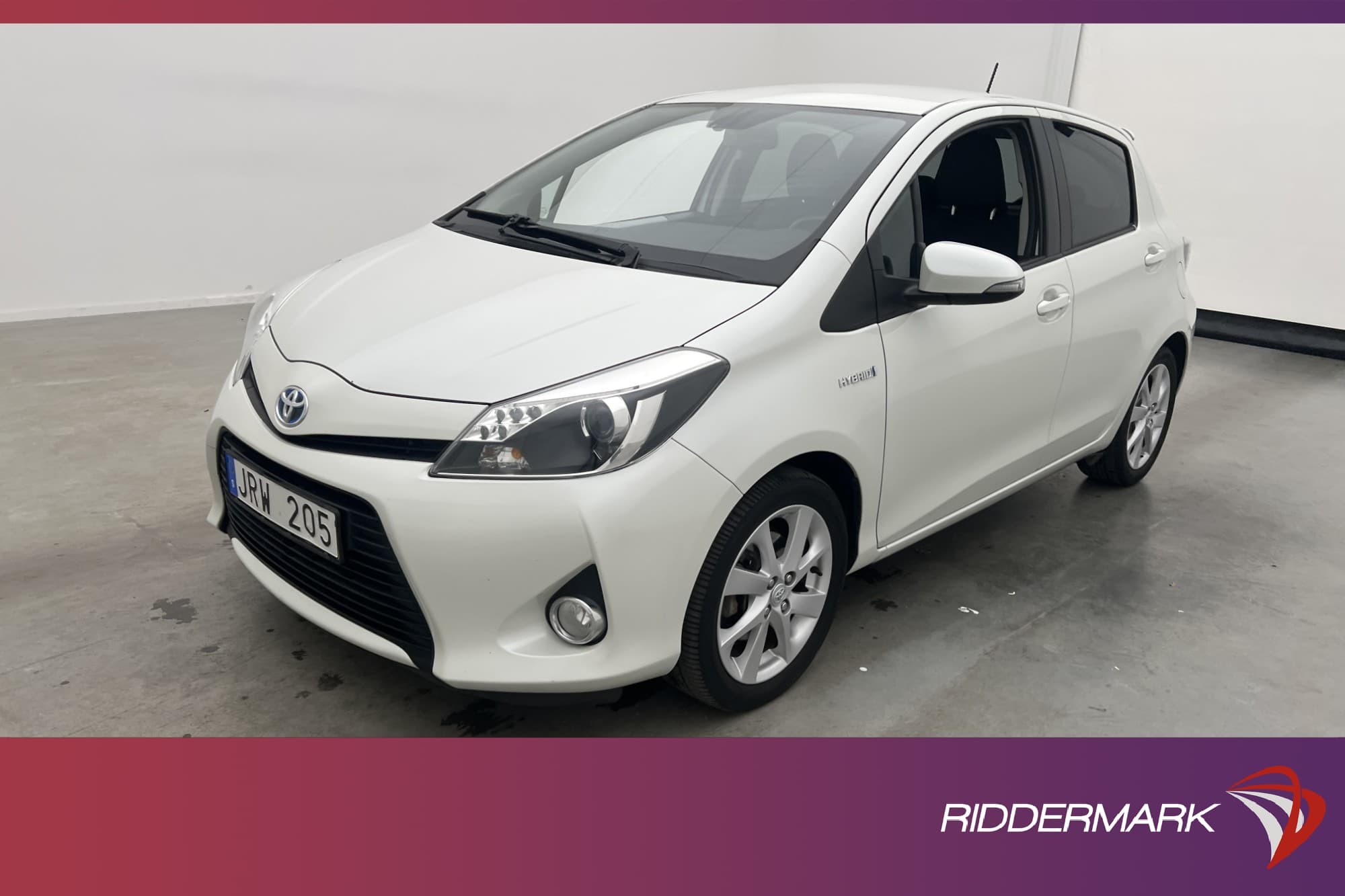 Toyota Yaris Hybrid 101hk
