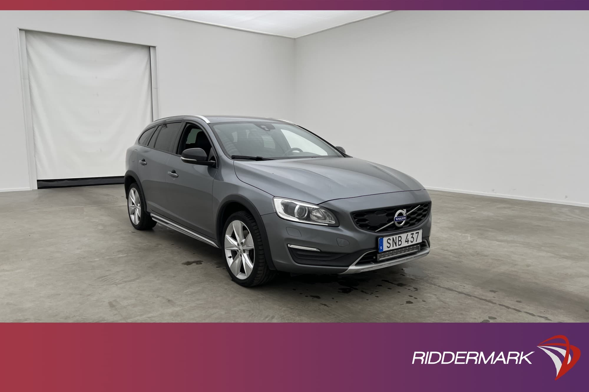 Volvo V60 Cross Country D4 AWD
