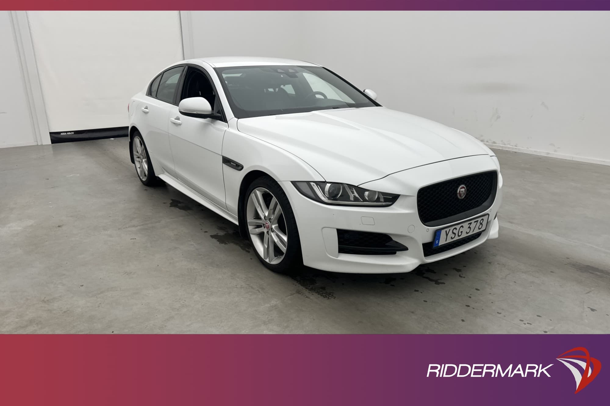 Jaguar XE 25t 250hk