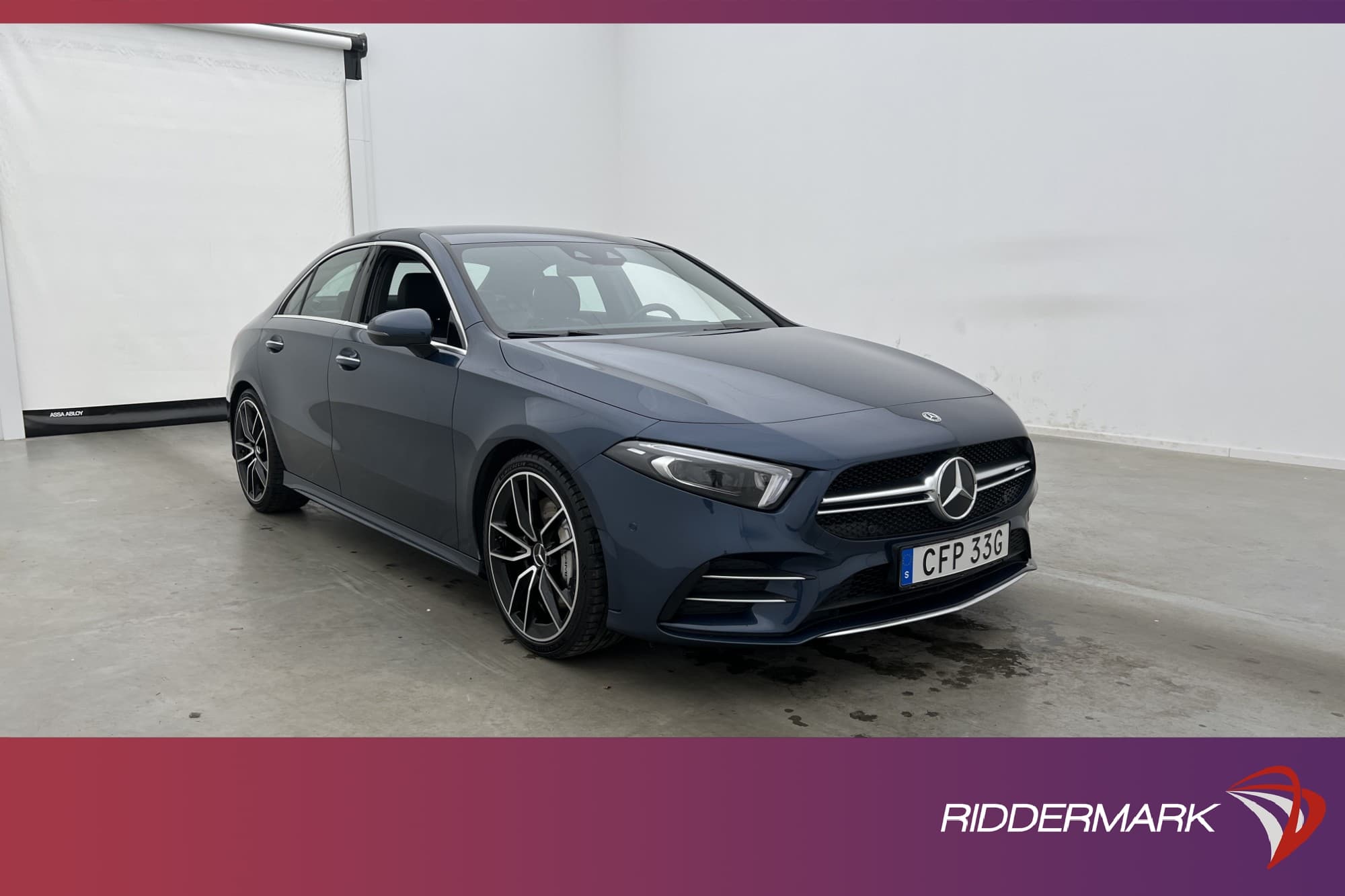 Mercedes-Benz AMG A 35 4M Sedan Burmester Wide Skinn Drag