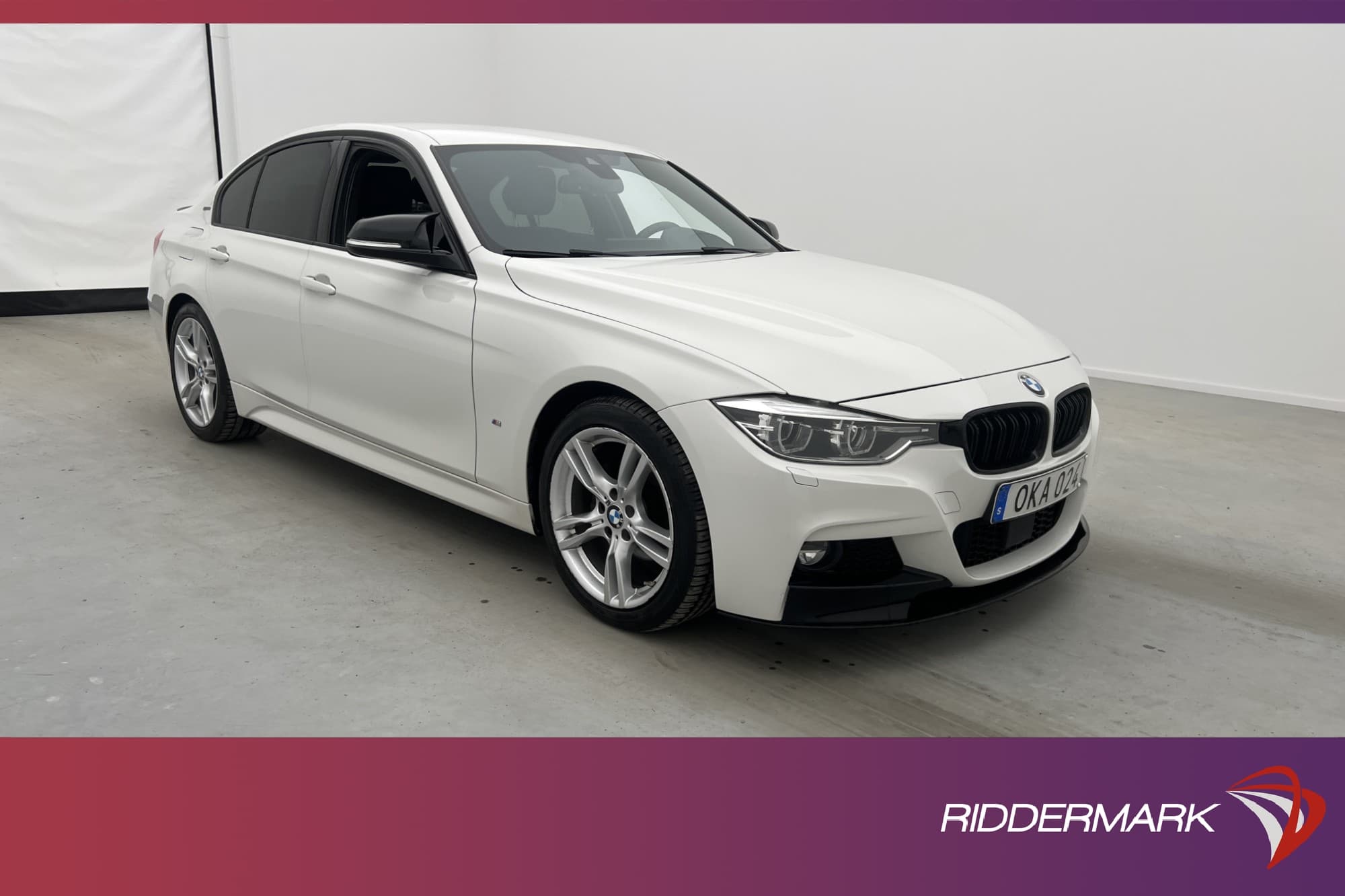 BMW 330e Sedan 252hk