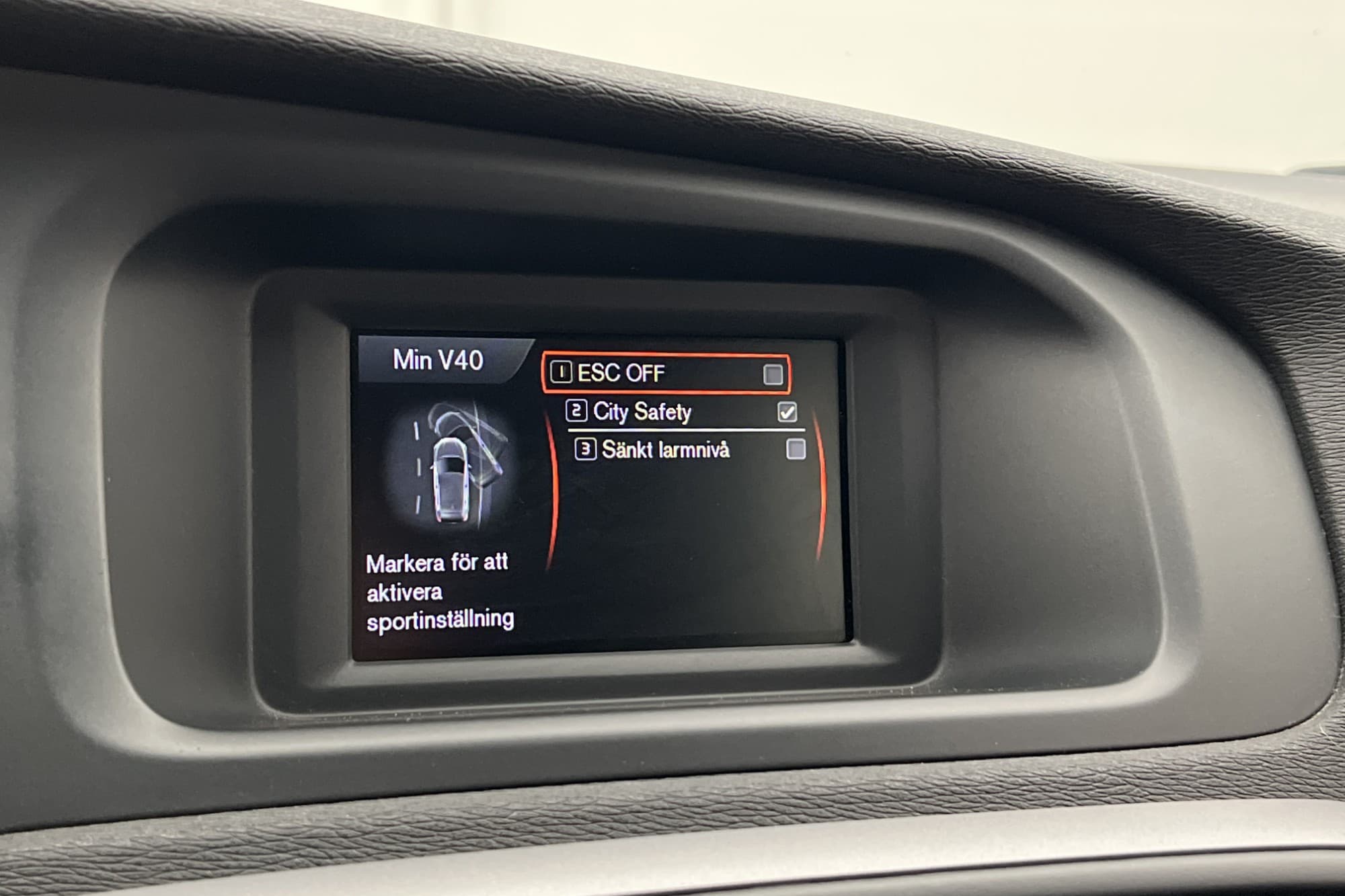 Volvo V40 T2 Kinetic P-Värmare Performance-Sound Dragkrok