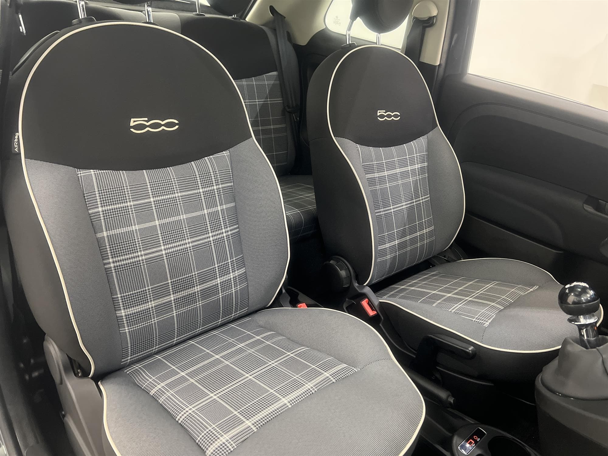 Fiat 500 1.2 69hk Panoramaglastak PDC 738kr Skatt Ny Kamrem