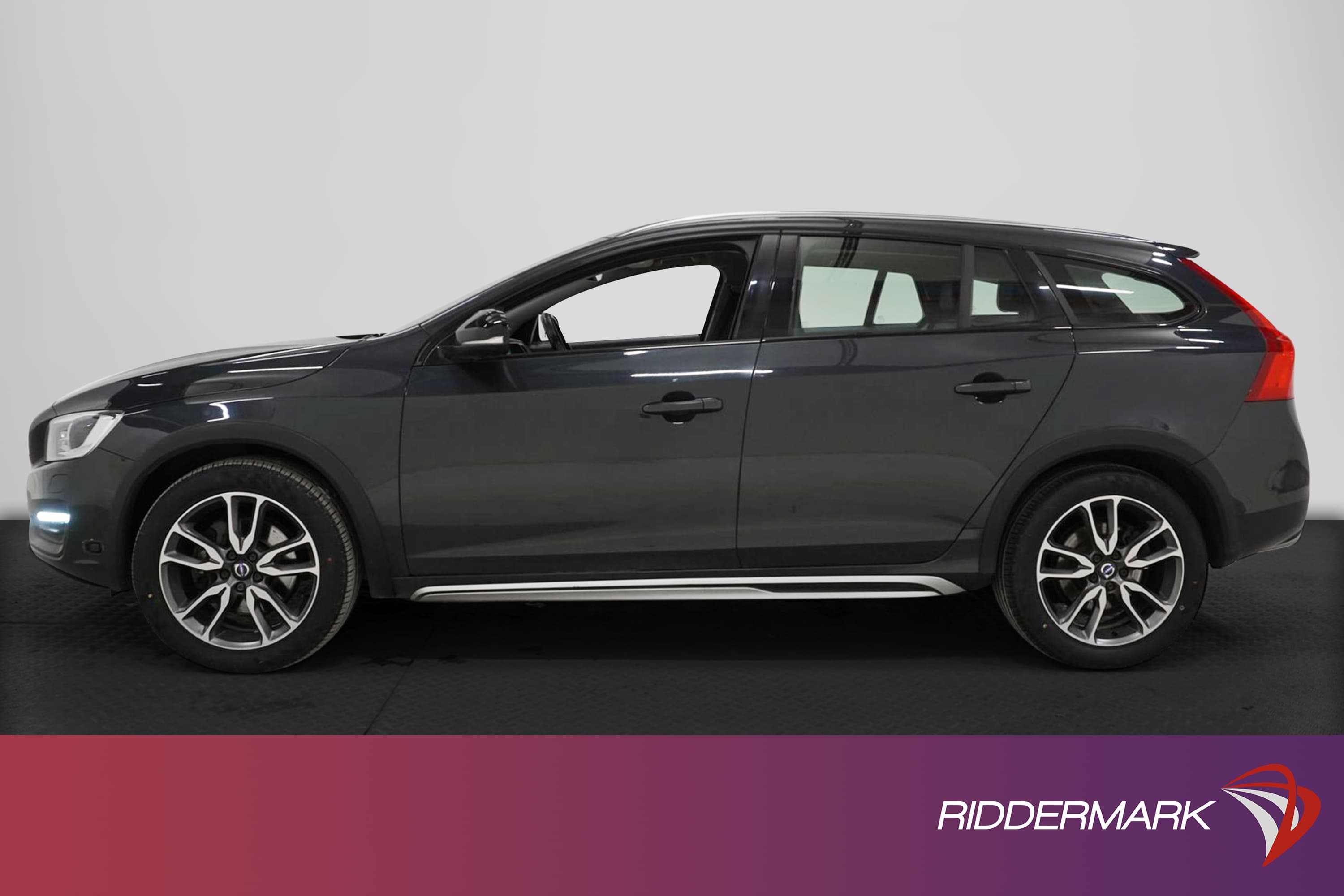 Volvo V60 Cross Country D4 AWD 190hk