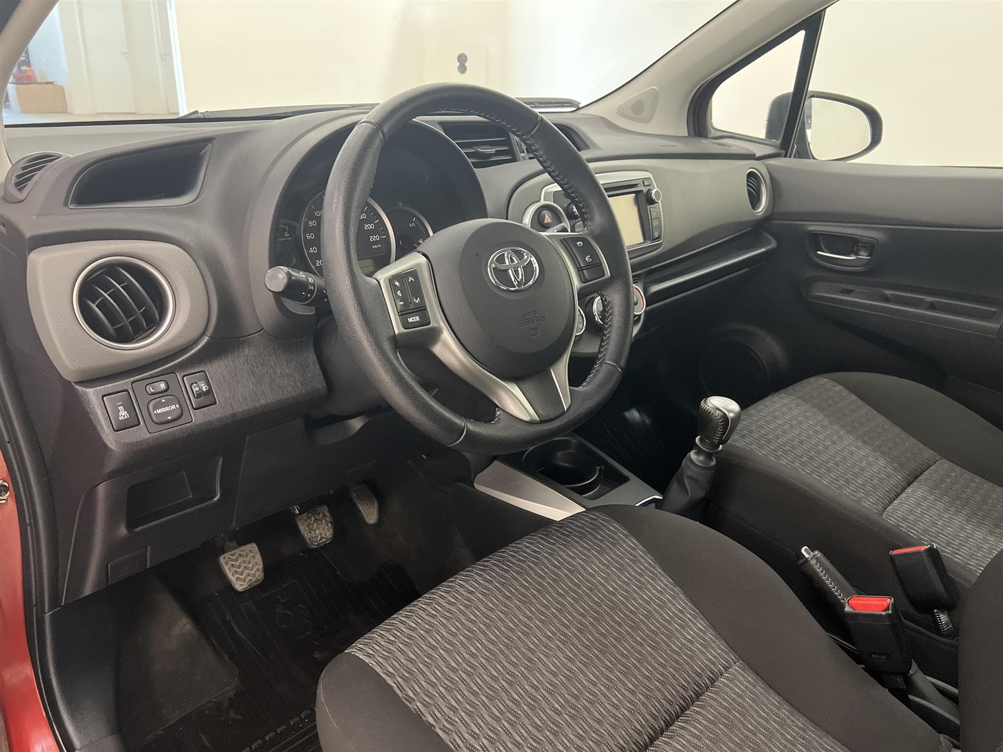 Toyota Yaris 1.4 D-4D 90hk B-Kam Låg Skatt 0,39/mil