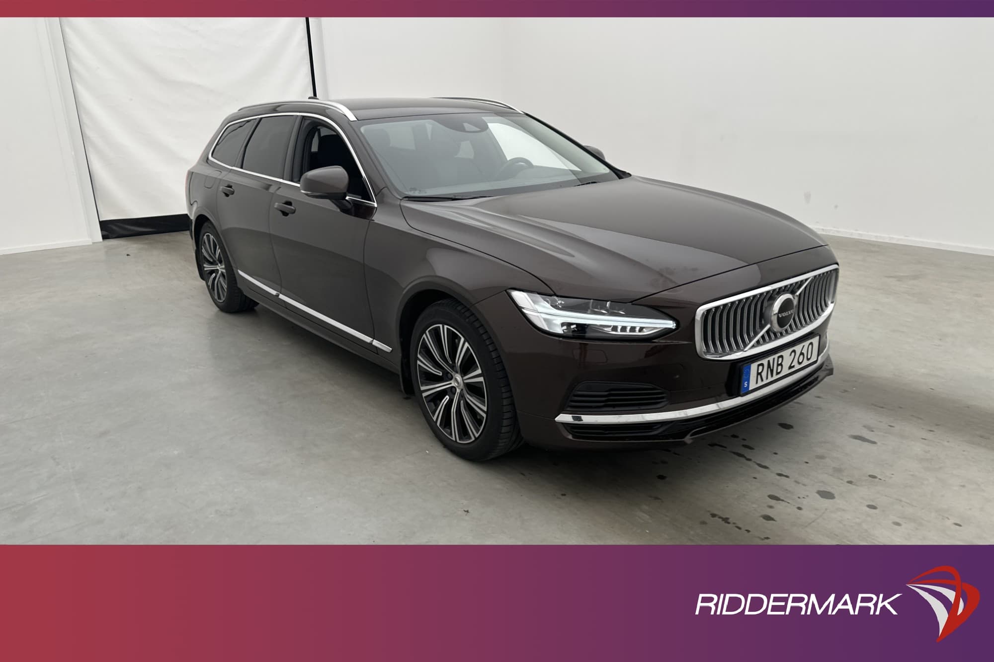 Volvo V90 Recharge T6