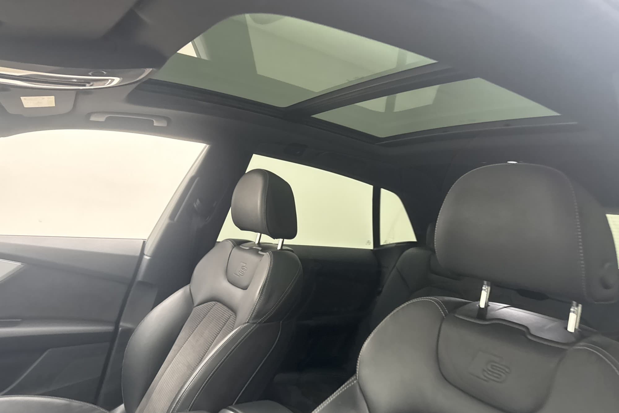 Audi Q8 50 TDI Q S Line B&O Luftfj Värmare Cockpit 360 Pano