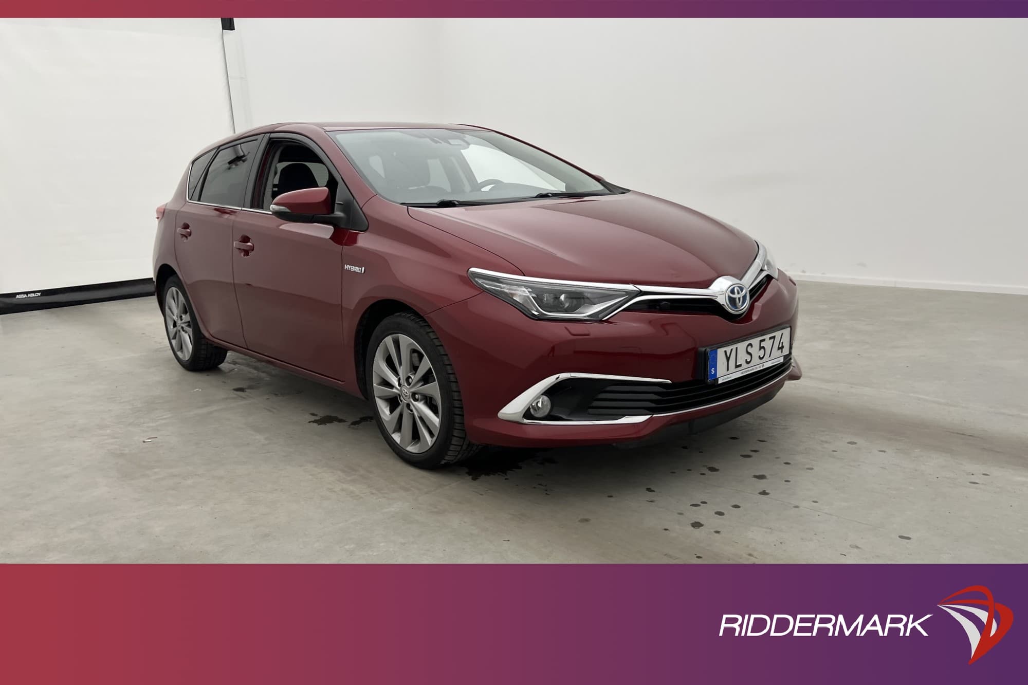 Toyota Auris Hybrid 136hk