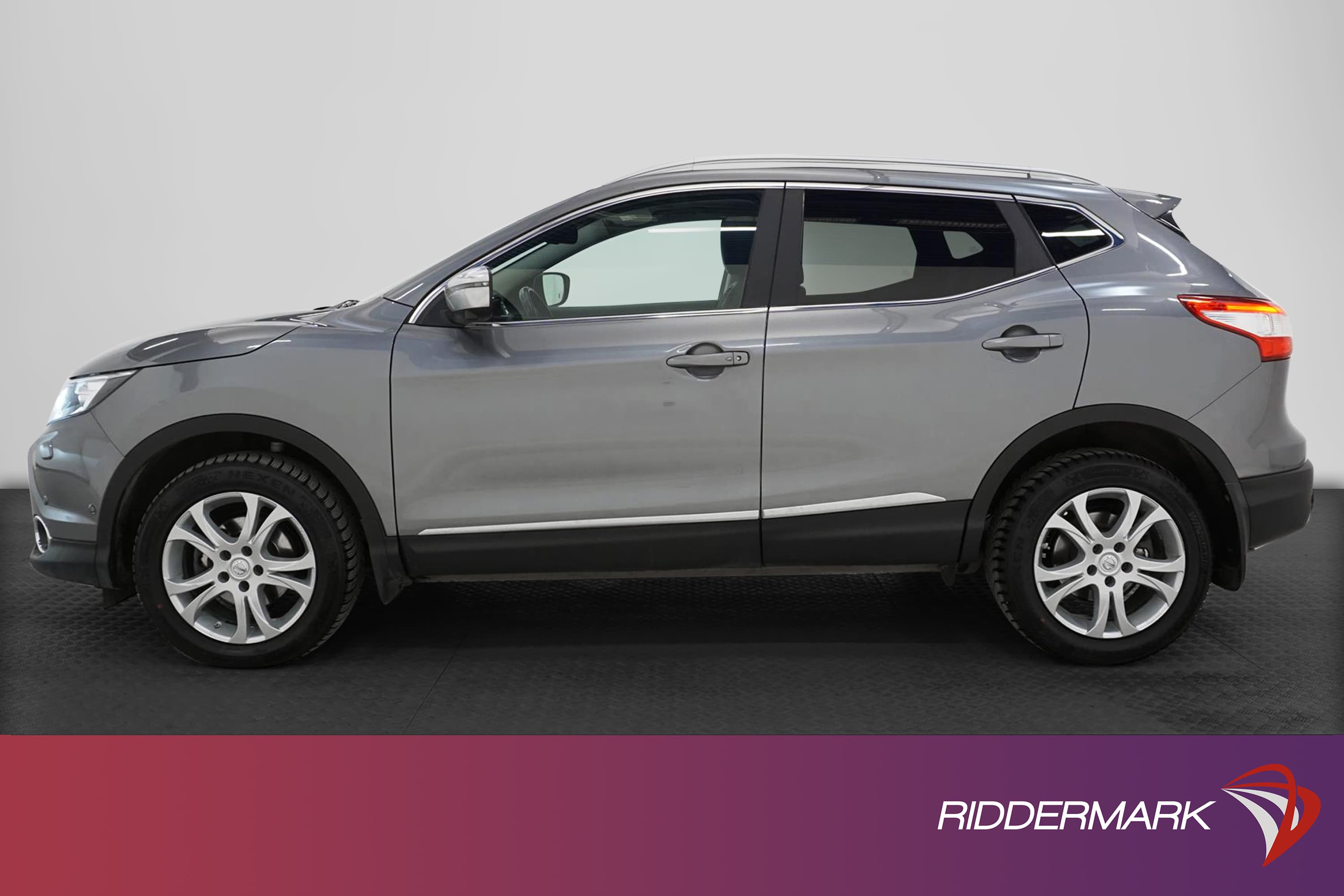 Nissan Qashqai 1.6 dCi 130hk Tekna M-Värmare Pano 360° Navi