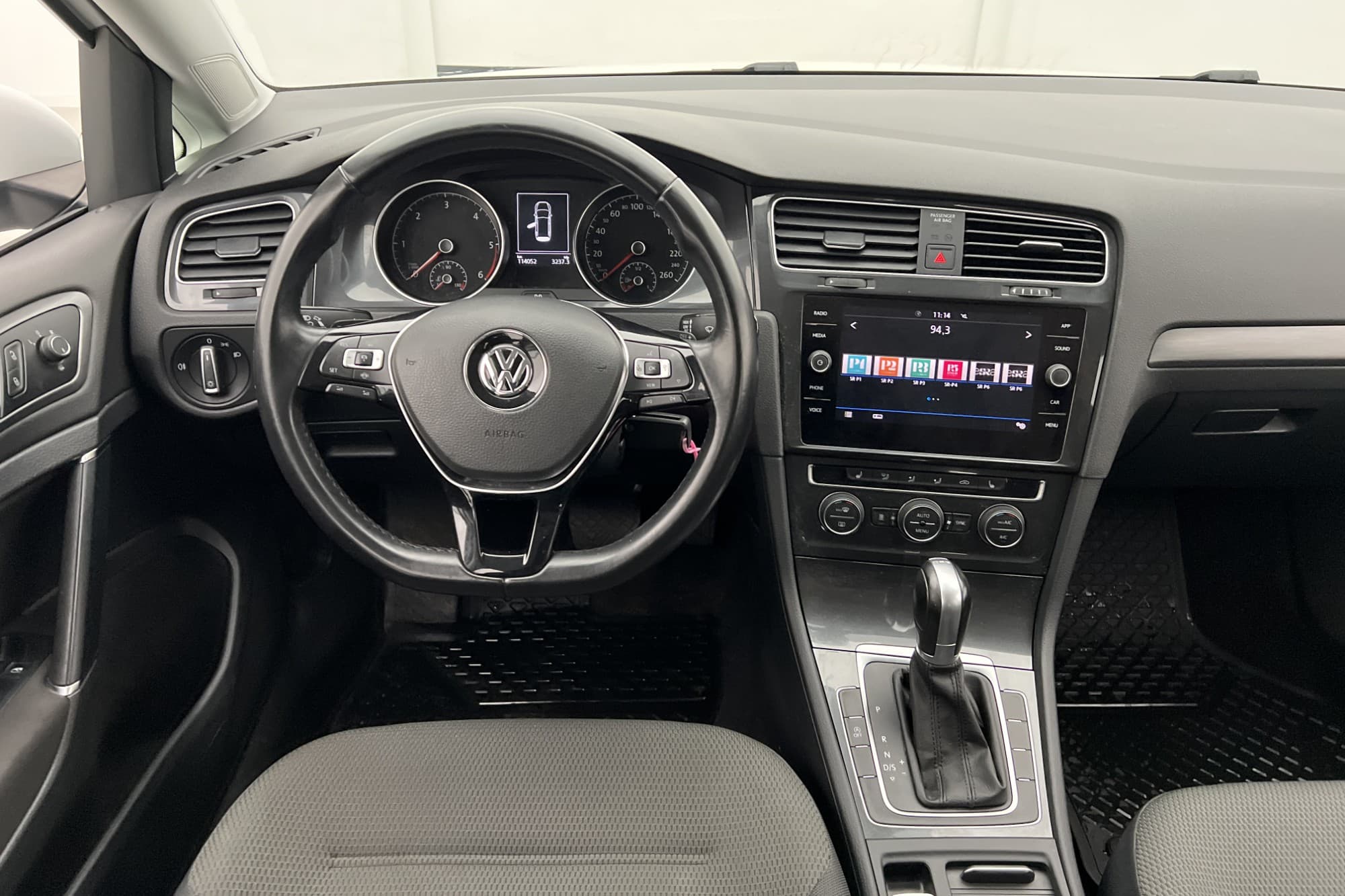 Volkswagen Golf Sportscombi TDI 116hk D-Värmare CarPlay