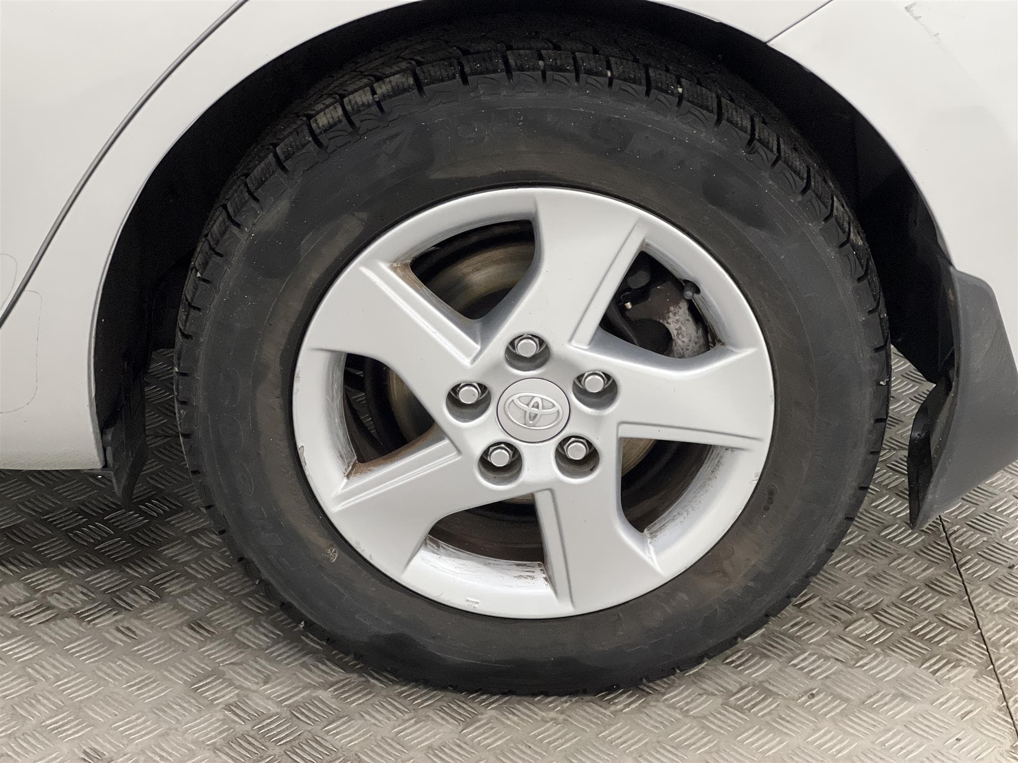 Toyota Auris Hybrid 136hk M&K-Värmare 360kr Skatt 0,38L/mil