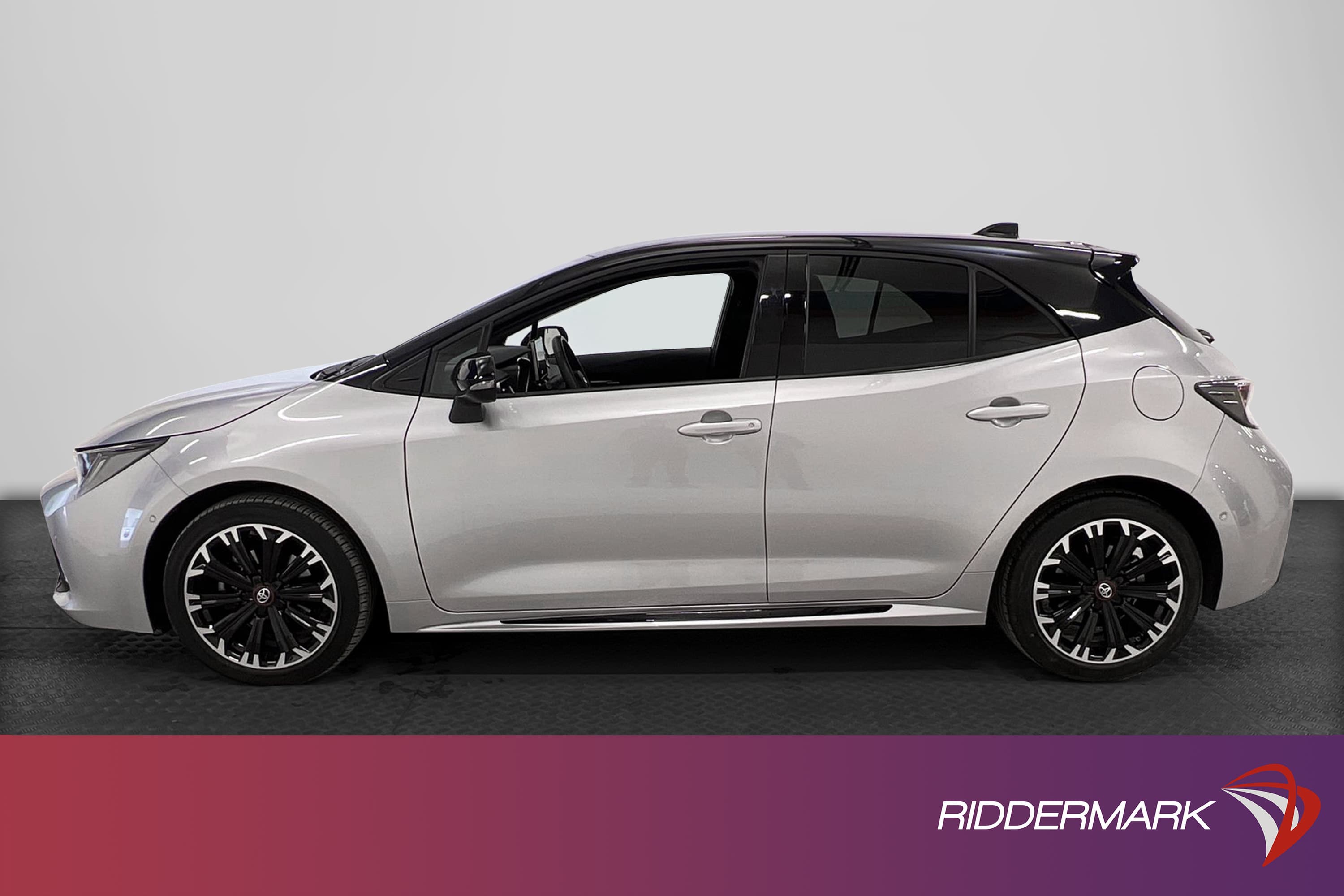 Toyota Corolla Hybrid e-CVT 122hk GR Sports Navi B-Kam