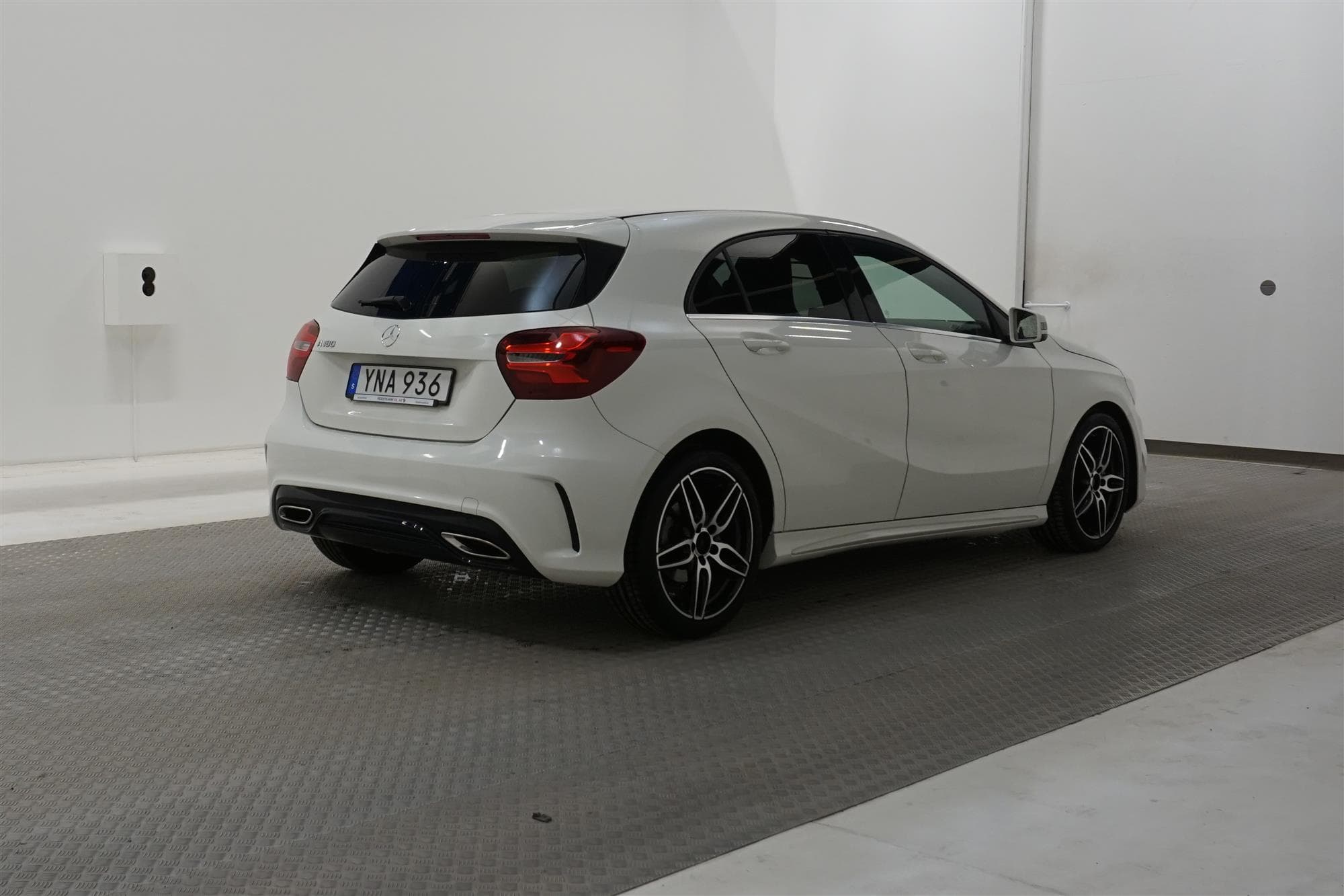 Mercedes-Benz A 180 122hk 7G-DCT AMG  Kamera Nybes 0.42l/mil