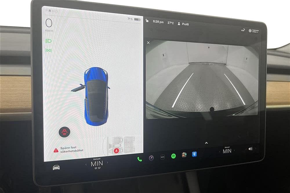 Tesla Model 3 Long Range AWD 440hk Drag Svensksåld Premiuminteriör