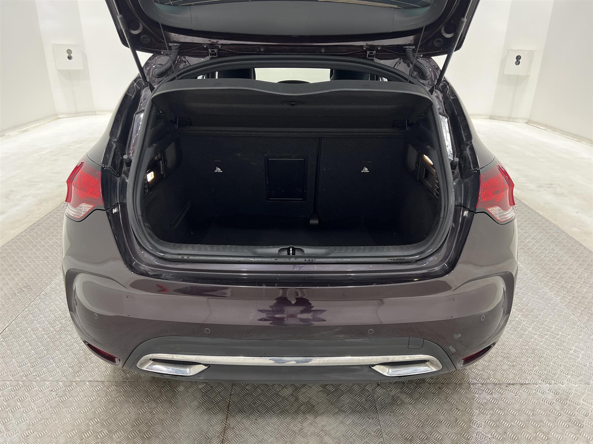 Citroën C4 1.2 e-THP 130hk Låg Skatt 0,52L/mil
