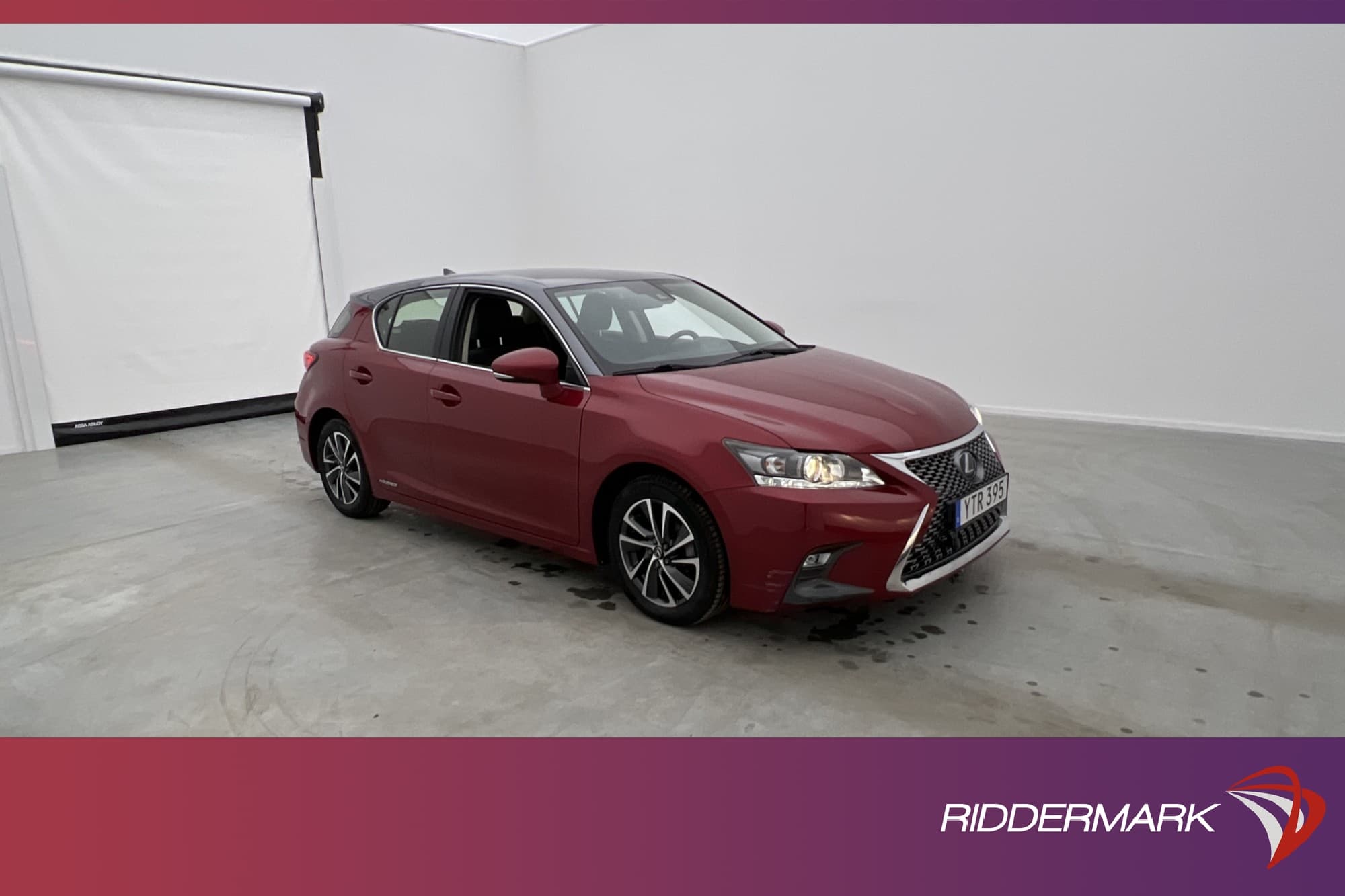 Lexus CT 200h 136hk