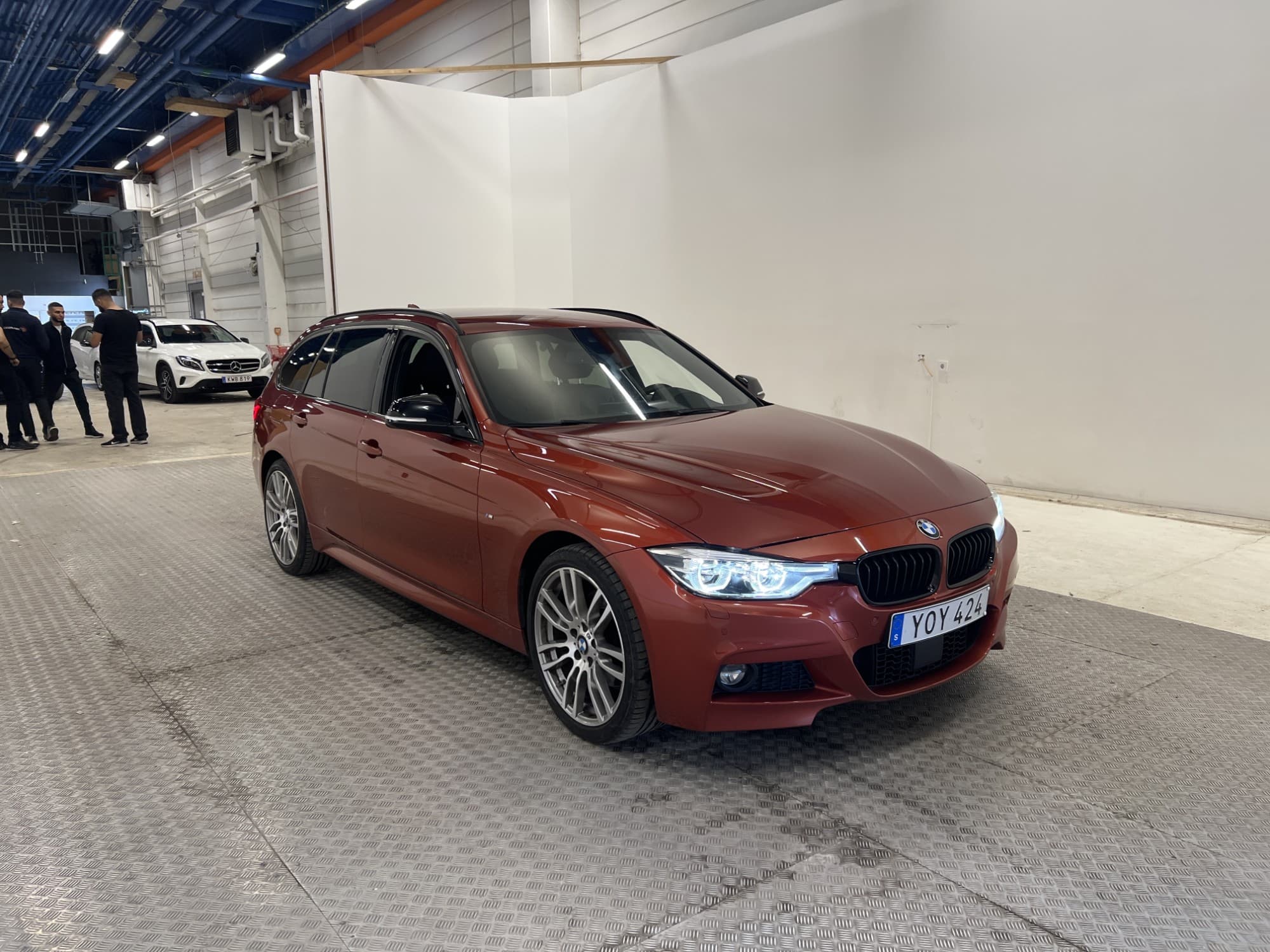 BMW 330i xDrive