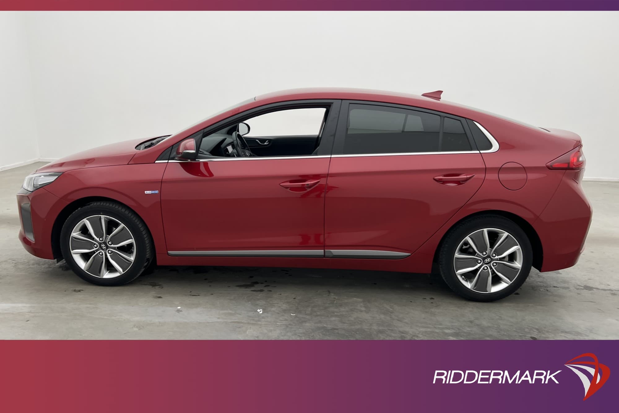 Hyundai Ioniq Hybrid 1.6 141hk
