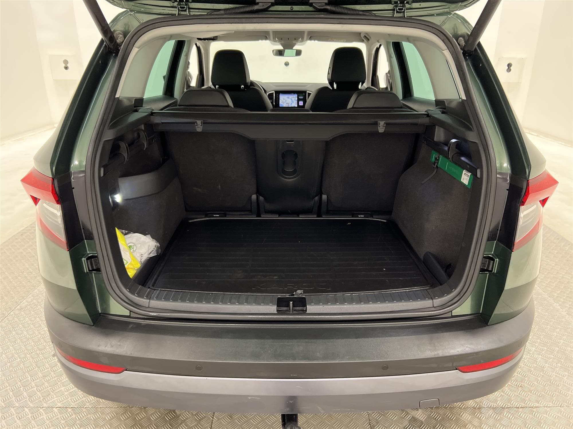 Skoda  Karoq 2.0 TDI 4x4 DSG 150hk Businessline D-Värm Drag 