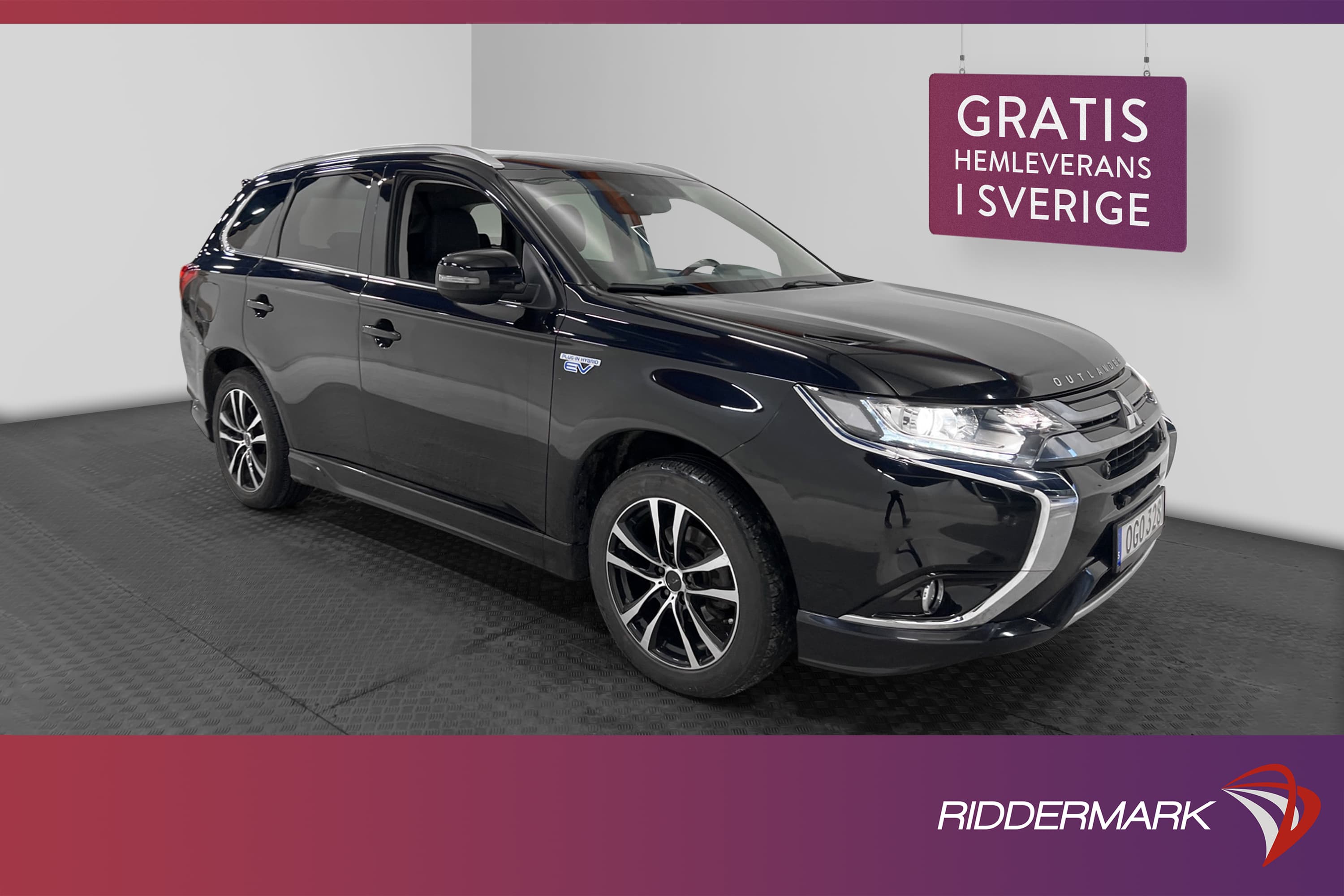 Mitsubishi Outlander P-HEV Hybrid 4WD