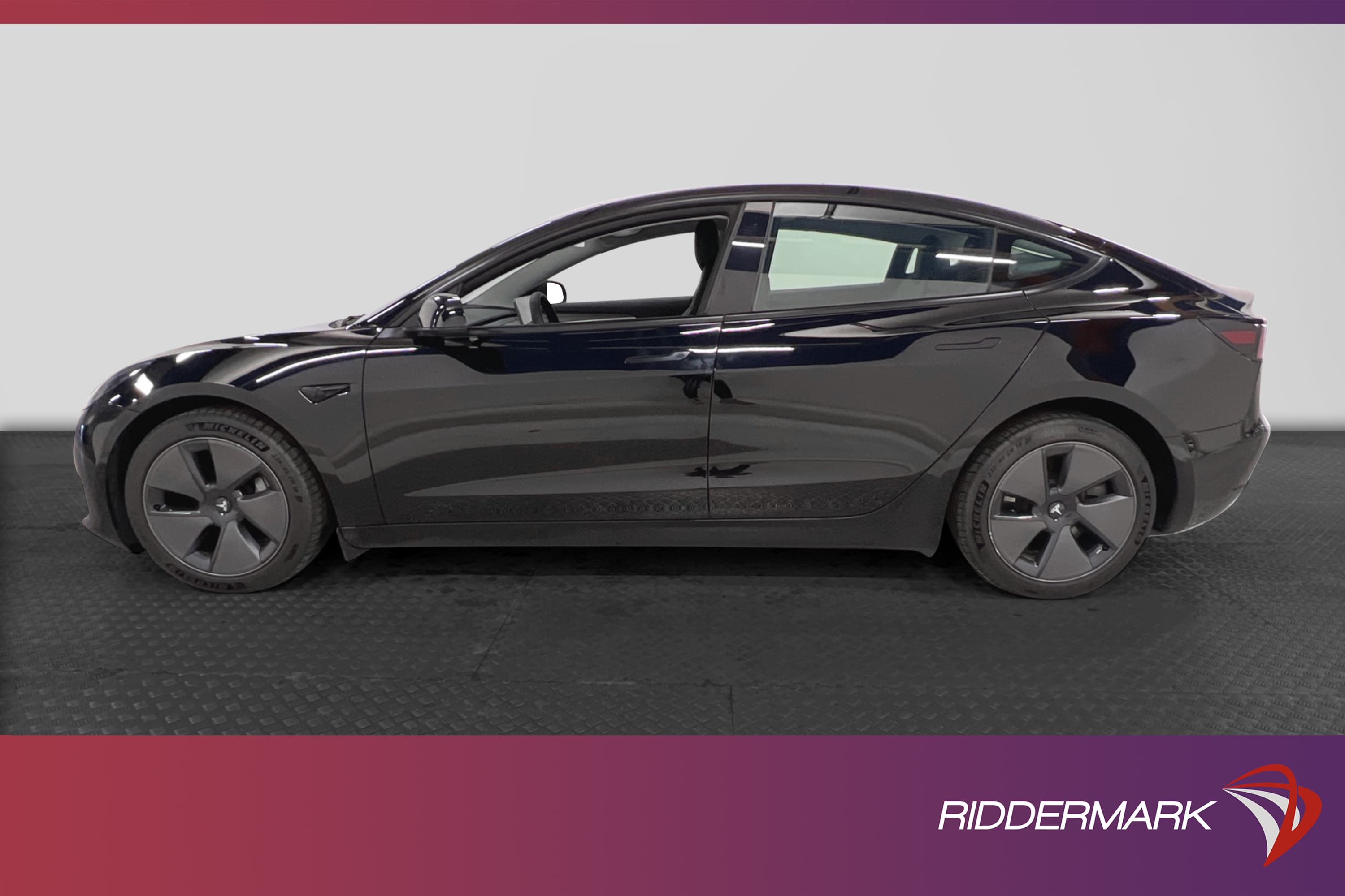 Tesla Model 3 Standard Range Plus 258hk