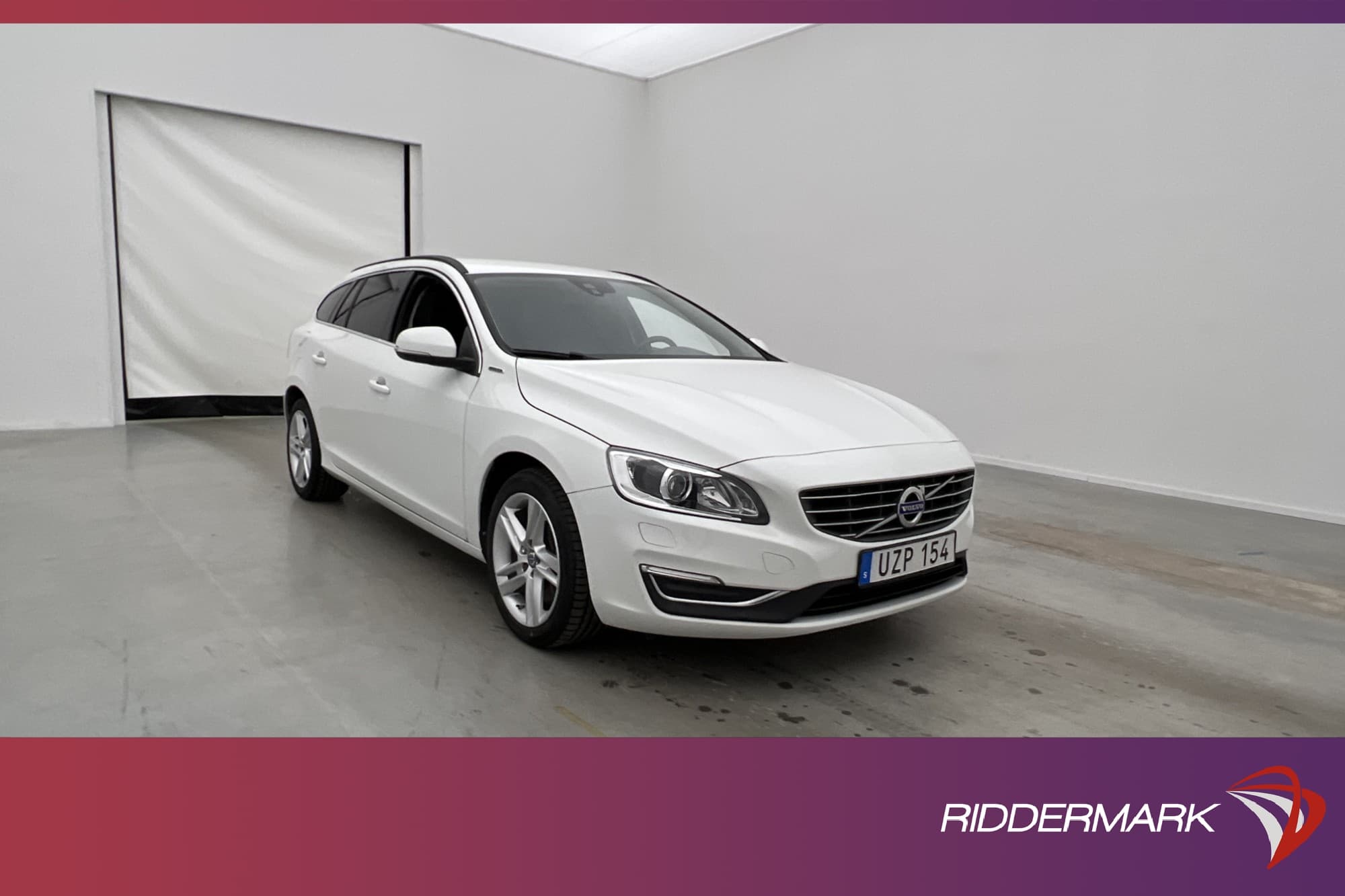 Volvo V60 D5 Plug-In AWD