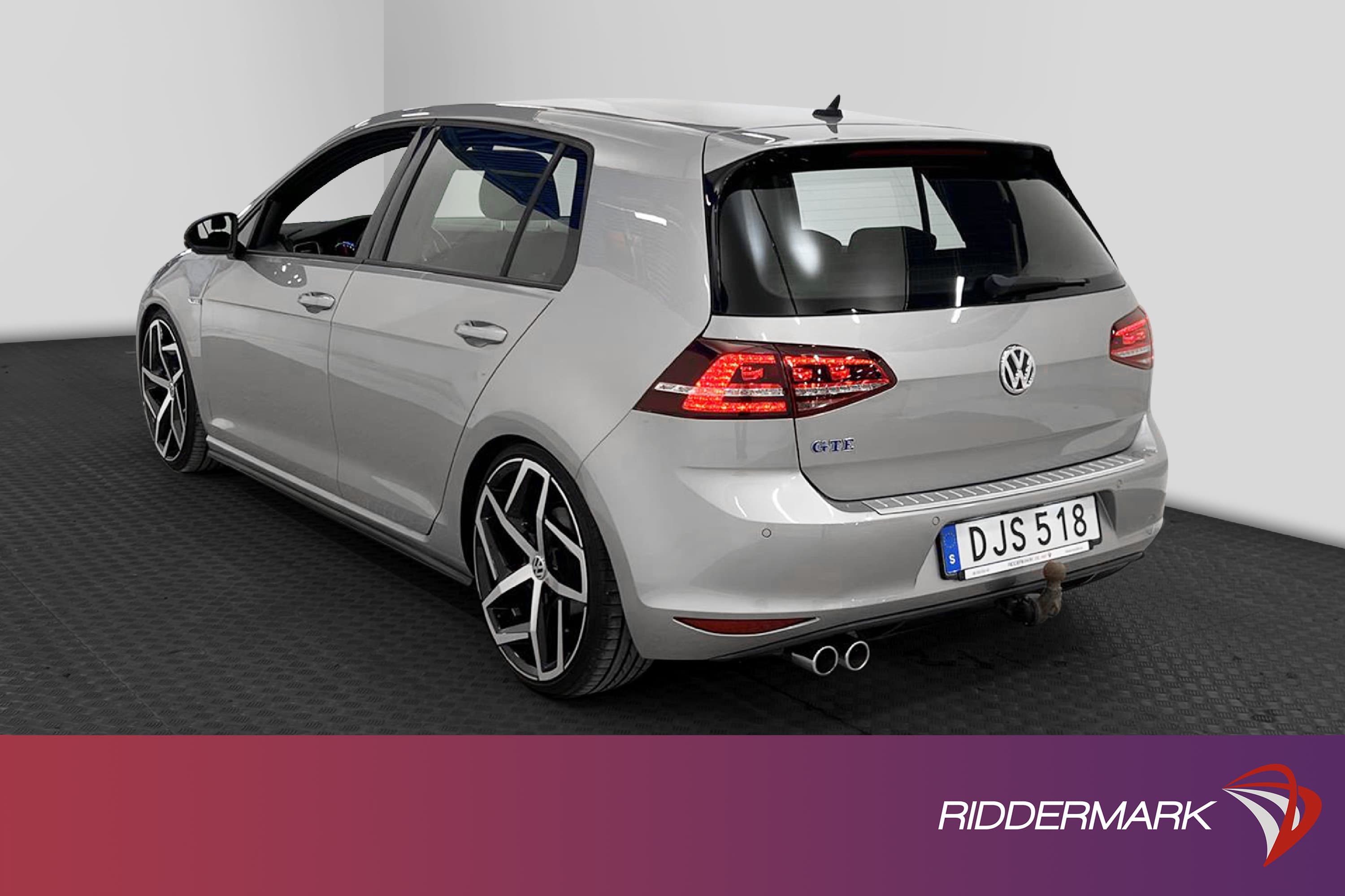 Volkswagen Golf GTE 204hk