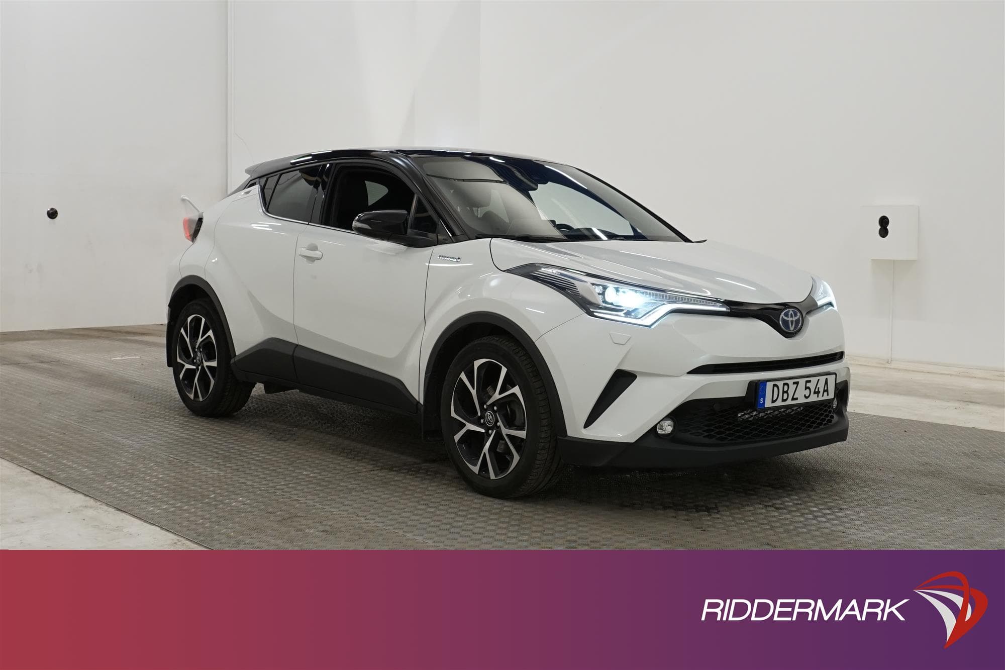 Toyota C-HR Hybrid 122hk Executive
