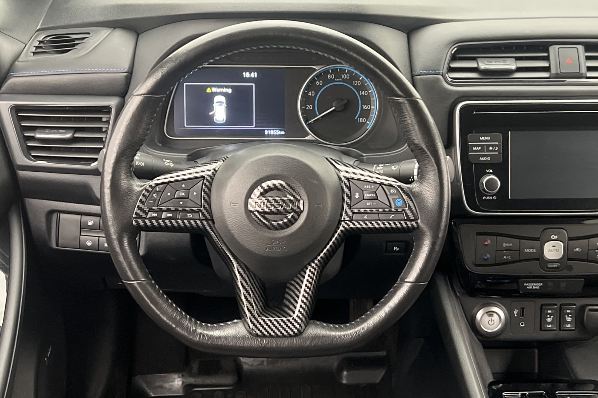 Nissan Leaf 40 kWh 150hk Tekna BOSE 360° Skinn Rattvärme