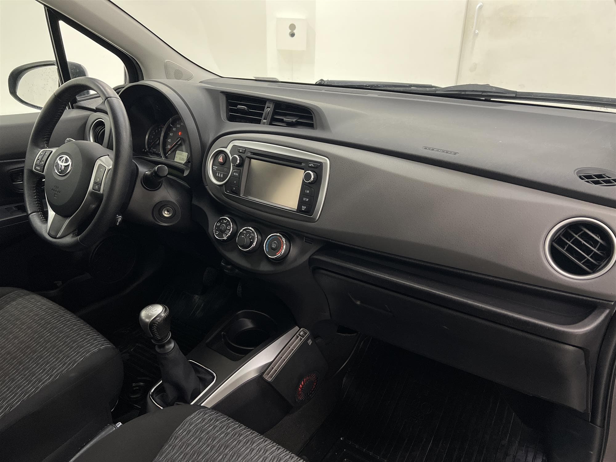 Toyota  Yaris 1.33 99hk M&K Värmare B-Kam 0,45L/Mil