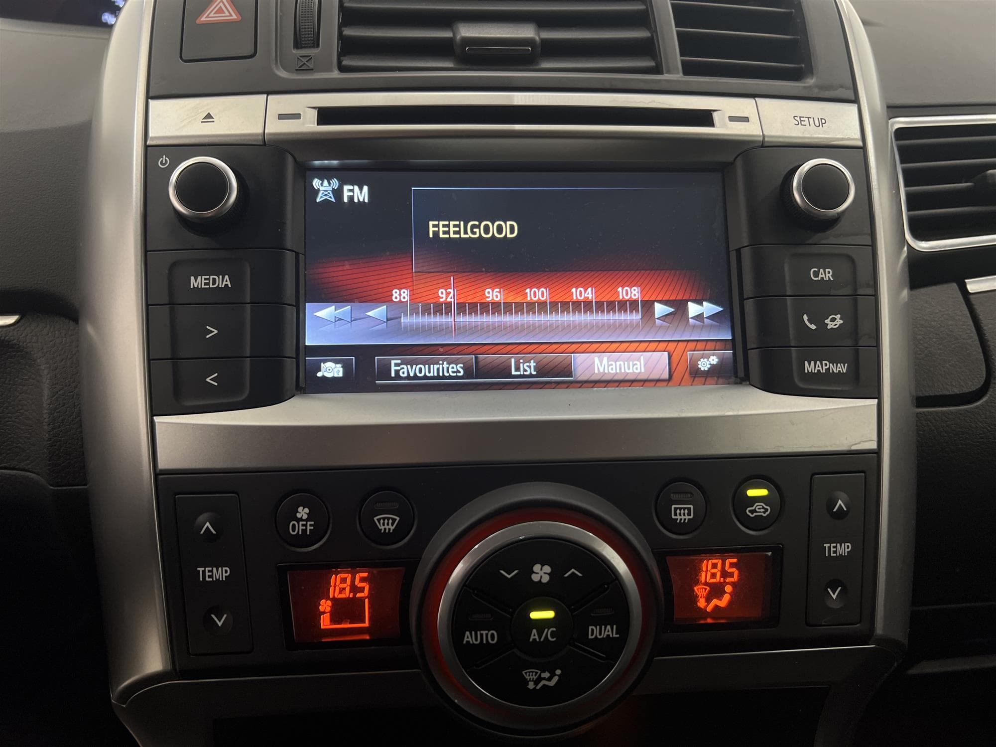 Toyota Verso 1.8 147hk M&K-Värmare Backkamera 0,53L/mil
