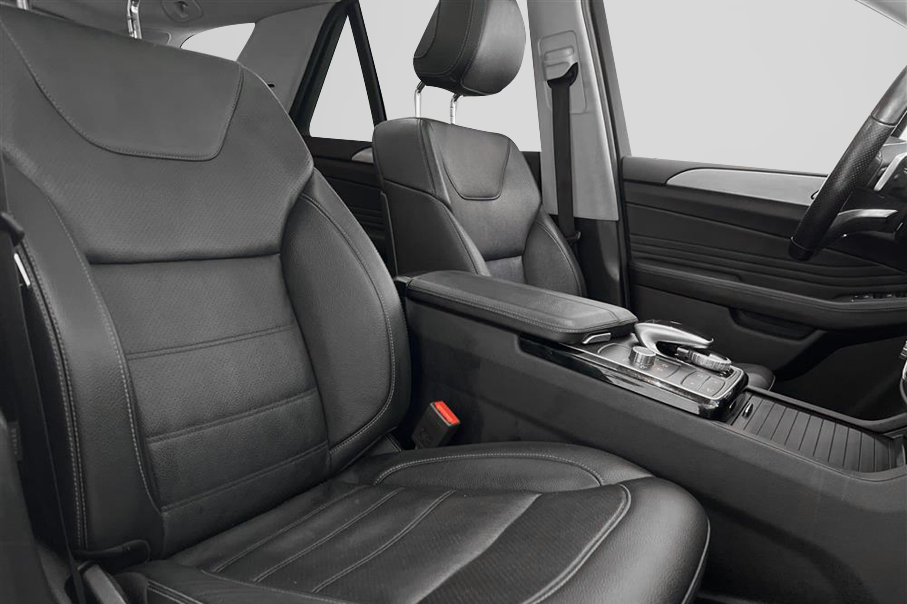 Mercedes-Benz GLE 350d 4M 258hk AMG Värmare Pano H/K 360°interiör