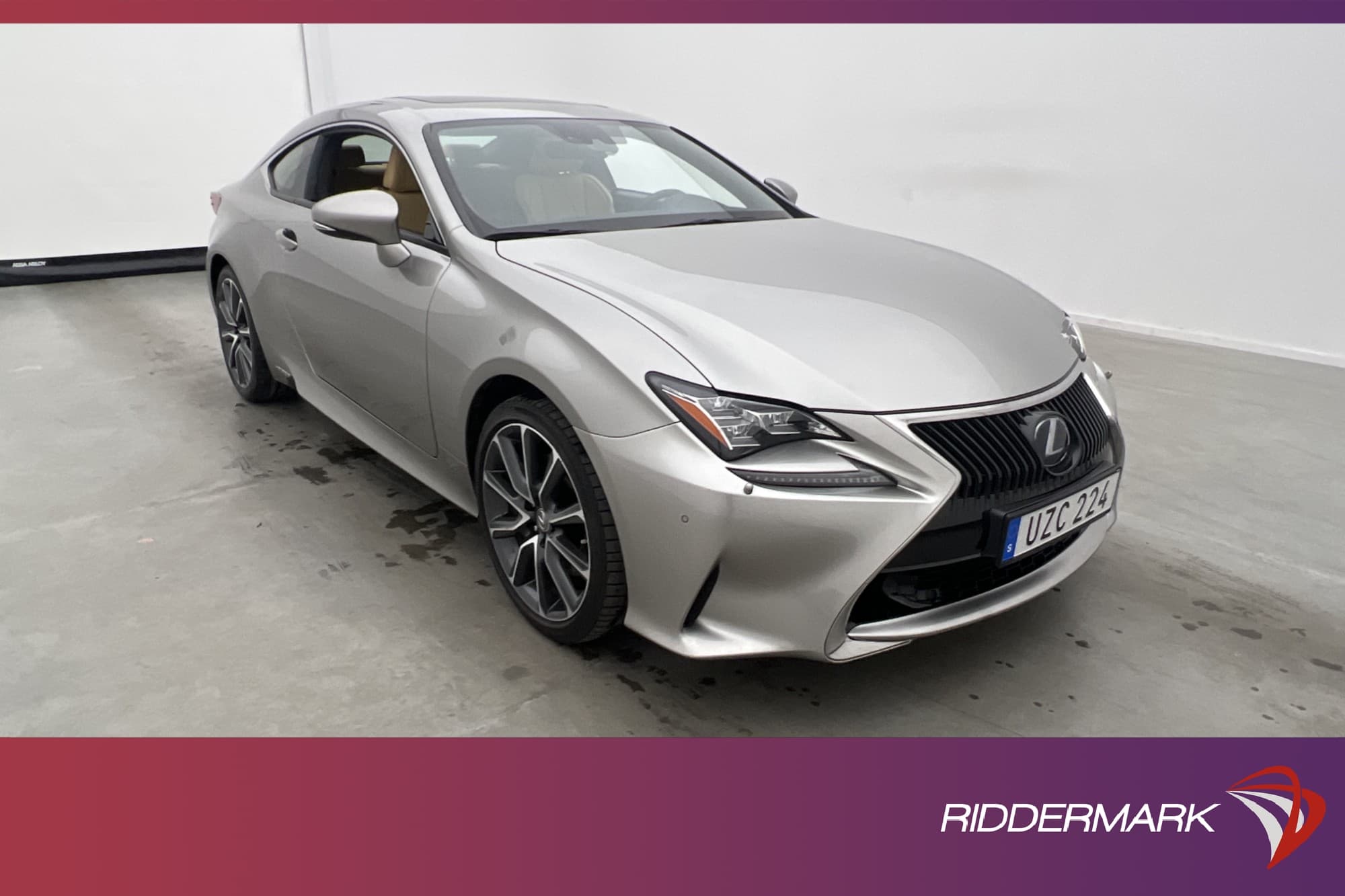Lexus RC 300h 223hk