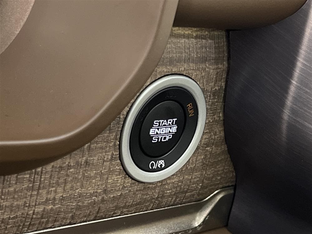 Dodge Ram Limited Longhorn 5.7 395hk Luftfjädring Pano Moms 