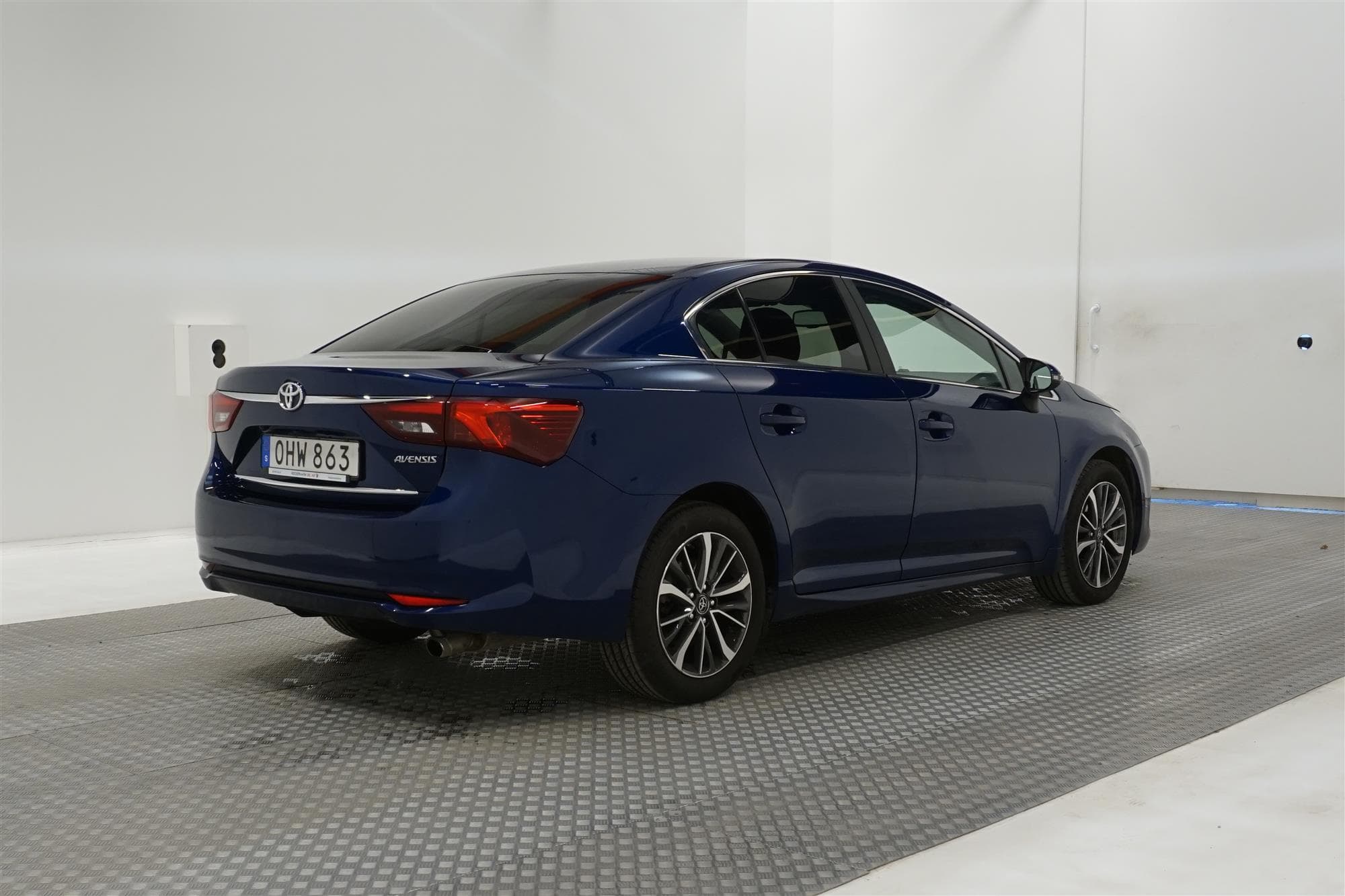 Toyota Avensis 1.8 Sedan 147hk B-Kam Låg Skatt 1 Brukare