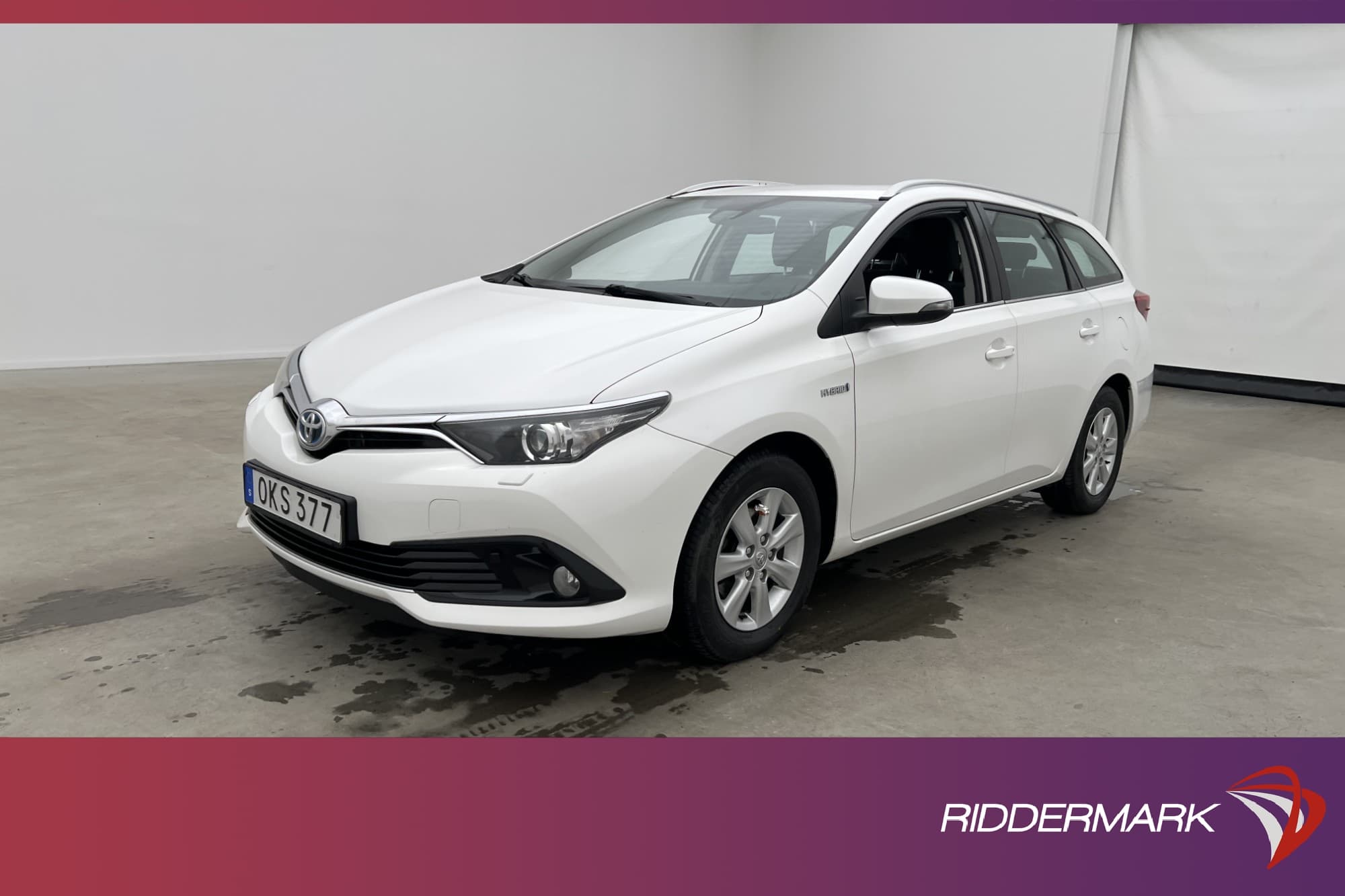 Toyota Auris Touring Sports Hybrid 136hk