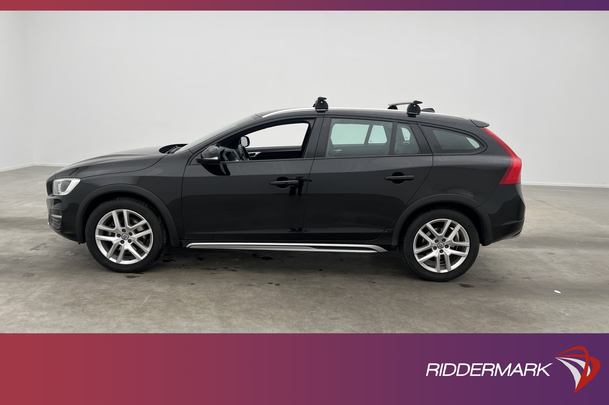 Volvo V60 Cross Country D4 AWD Summum