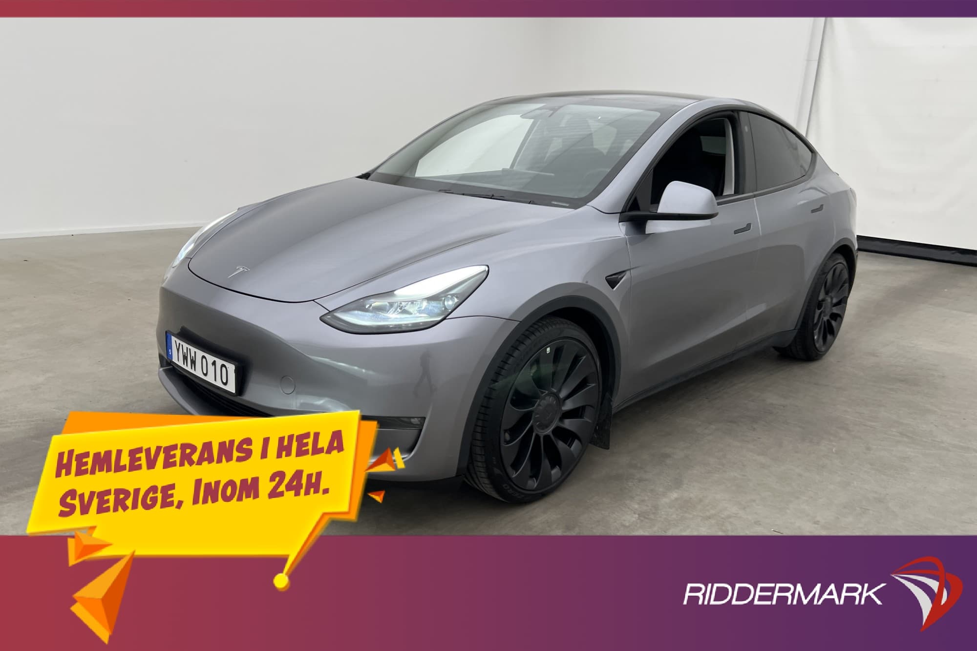 Tesla Model Y Performance Autopilot Svensksåld MOMS