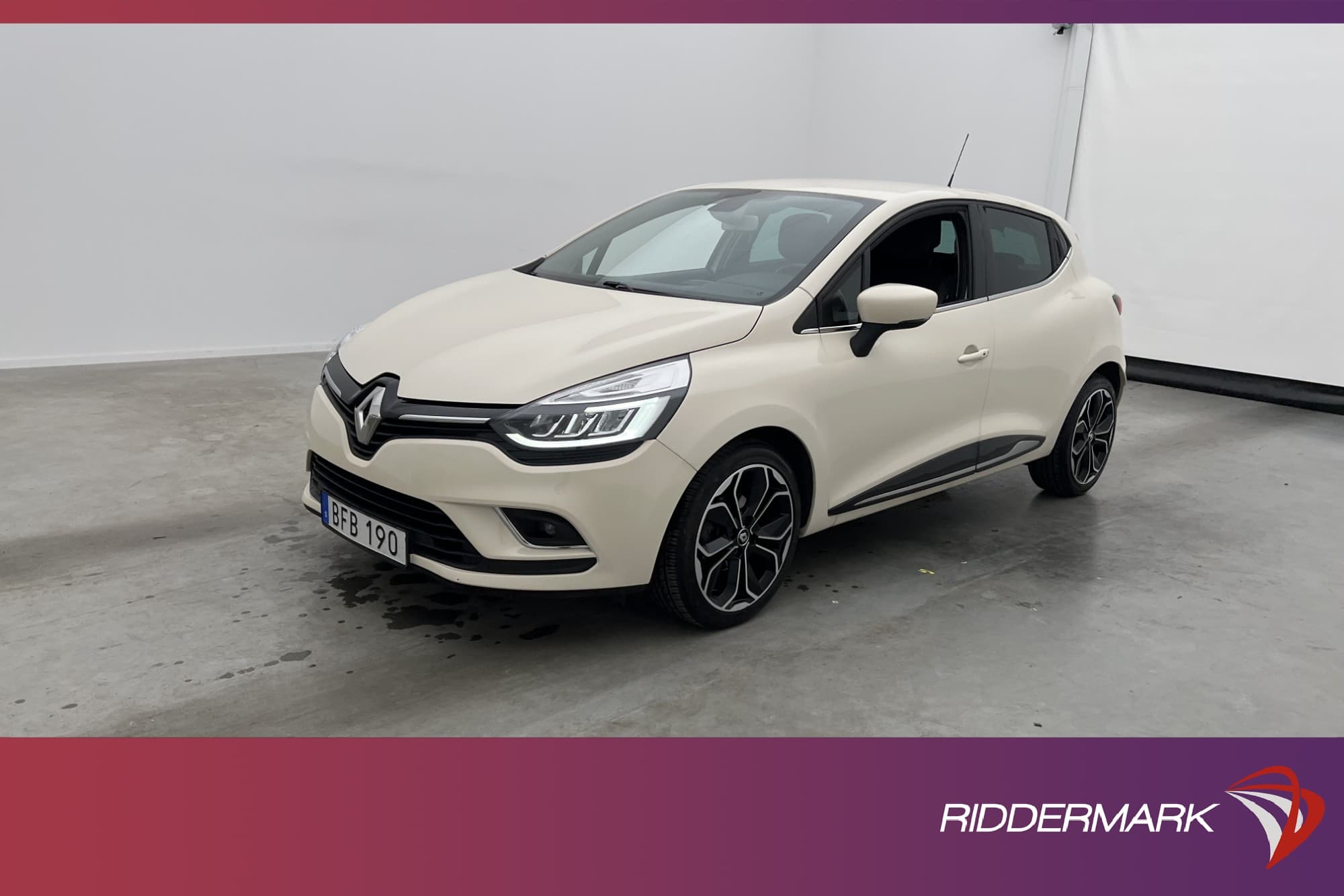 Renault Clio TCe 90hk