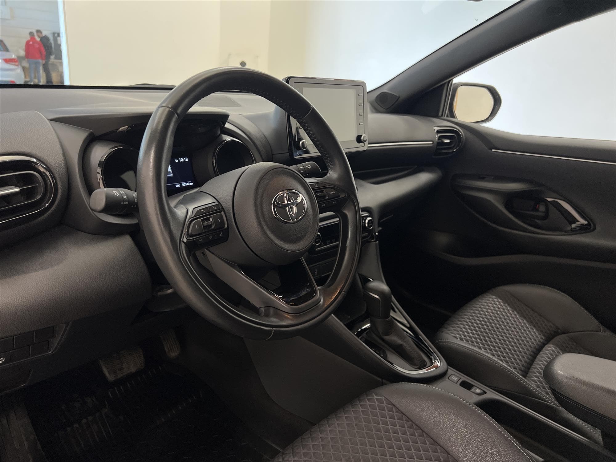 Toyota Yaris Hybrid 116hk 1 Brukare B-Kam Style Paket 