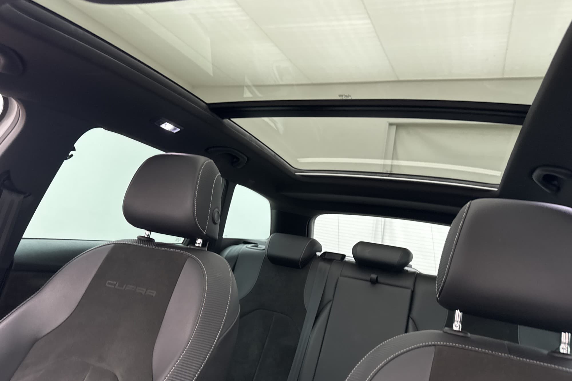 SEAT Leon Cupra ST 2.0 TSI 300hk 4Drive Pano Beats Cockpit