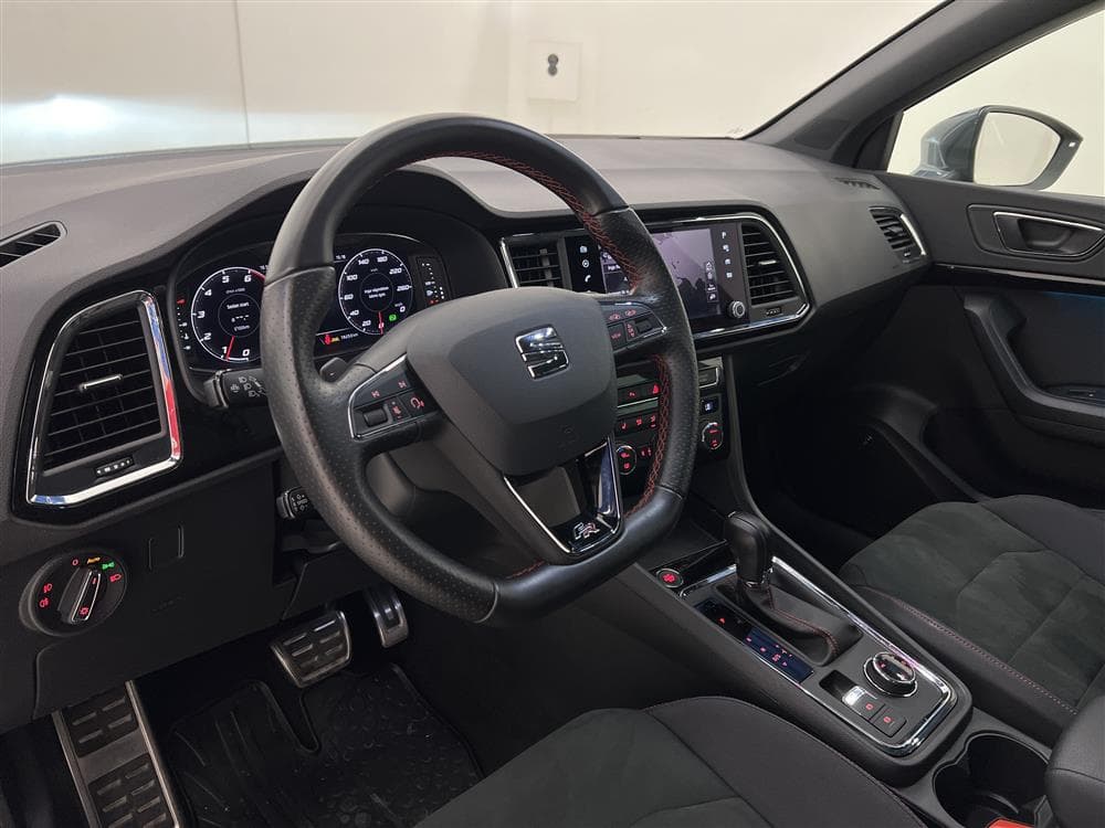 SEAT Ateca 2.0 TSI 4D 190hk B-Värm Cockpit 360 Beats Draginteriör