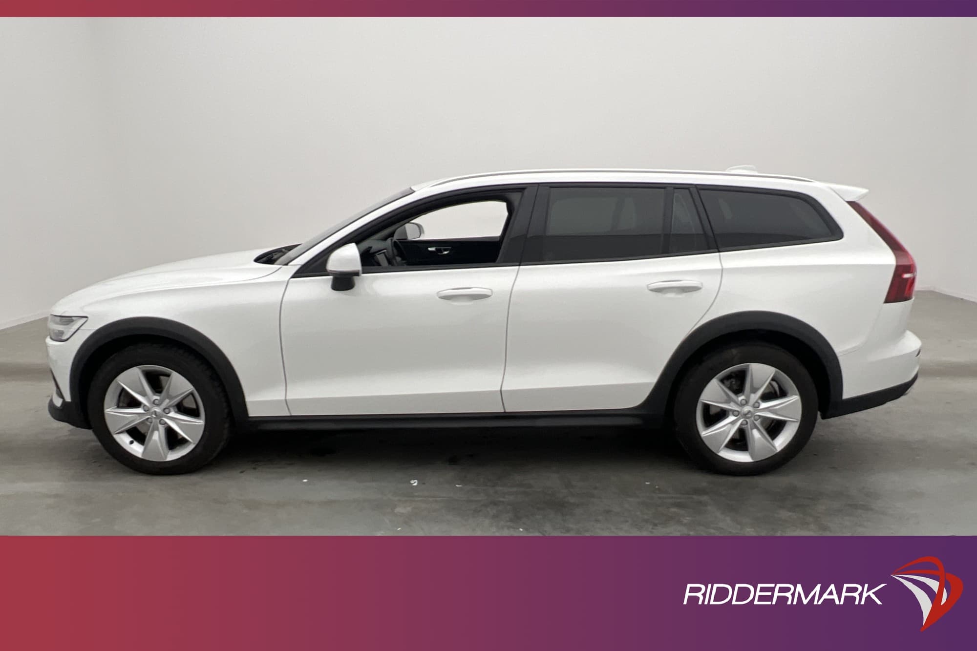 Volvo V60 Cross Country D4 AWD