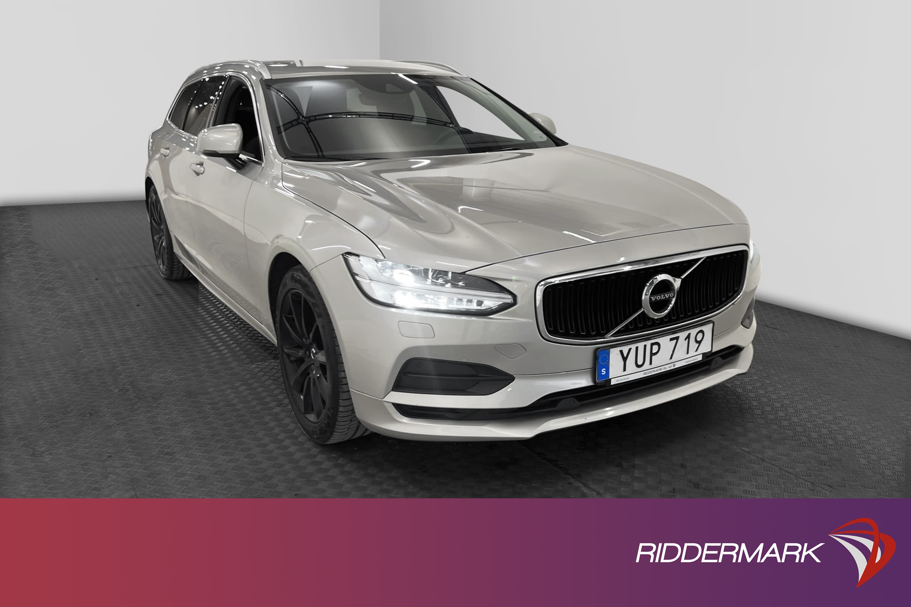 Volvo V90 T4 190hk