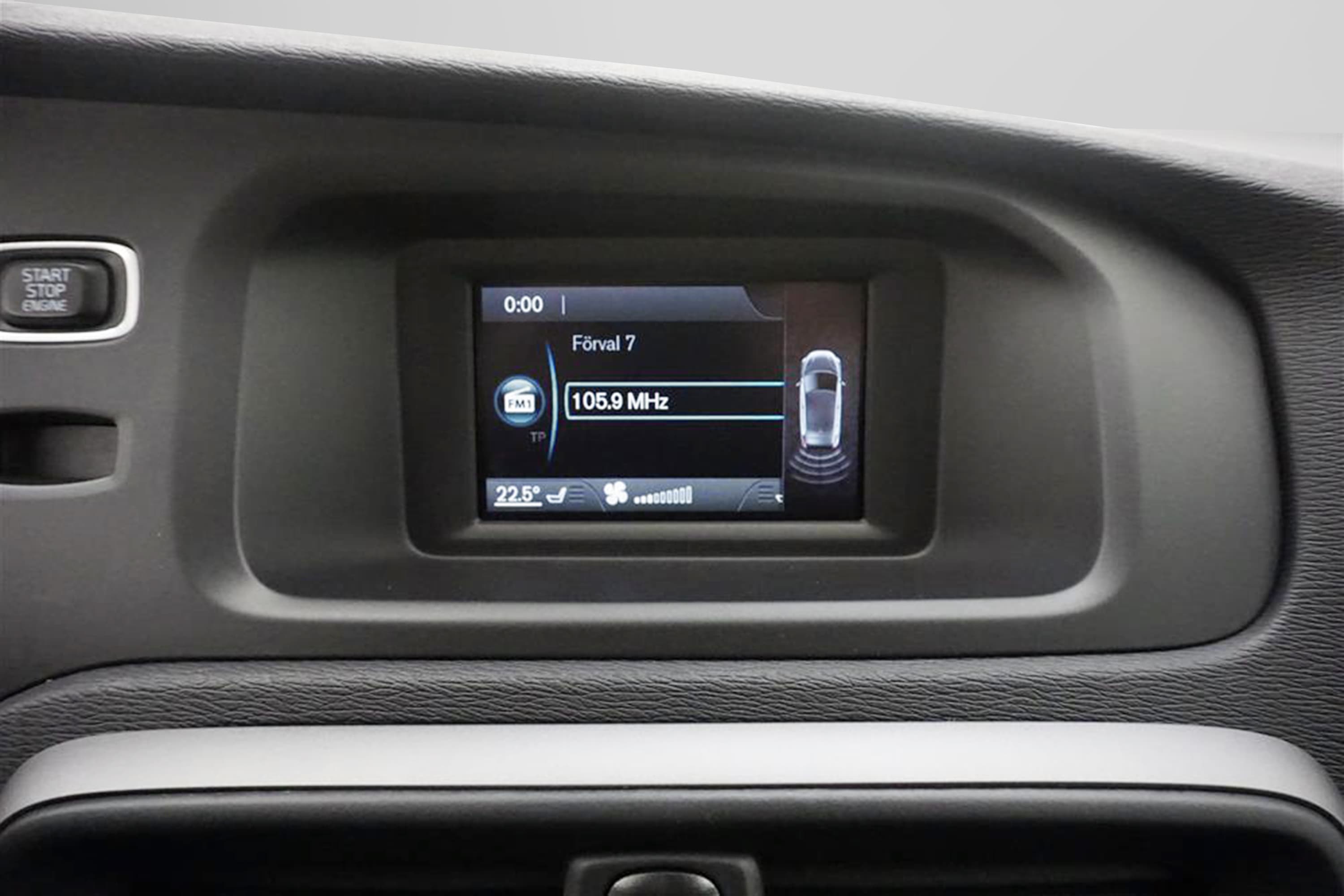 Volvo V40 T3 152hk  Voc Drag B-Värm Adaptiv Lane Assist PDC interiör