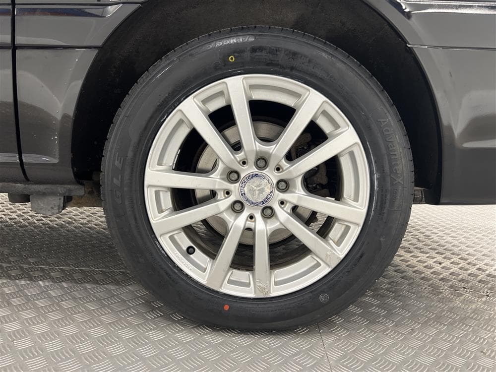 Mercedes-Benz Viano 2.2CDI Aut 163hk Navi Lång Värmare Drag interiör