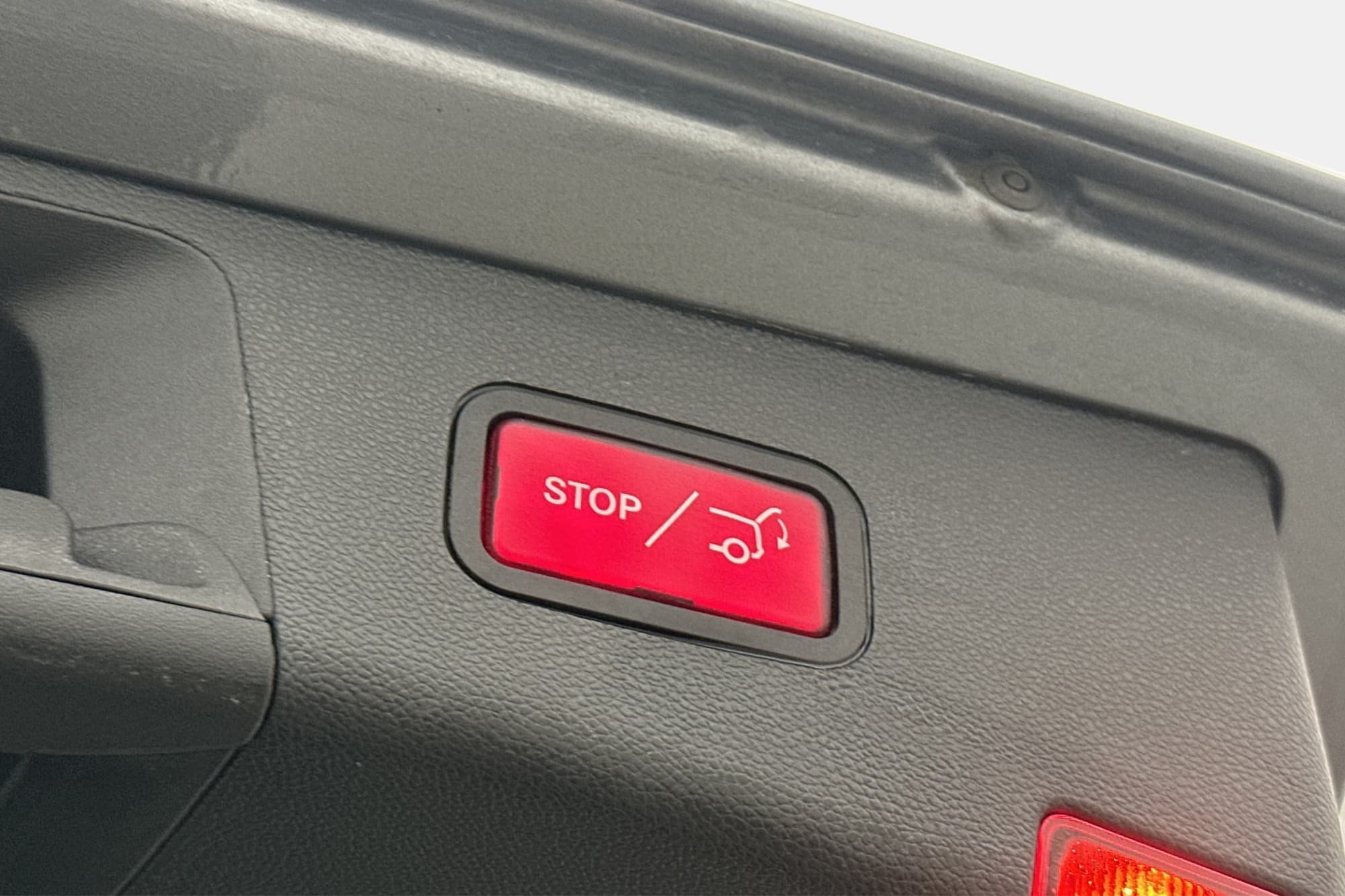 Mercedes-Benz E 220 T Avantgarde Halvskinn LED Sensorer Drag