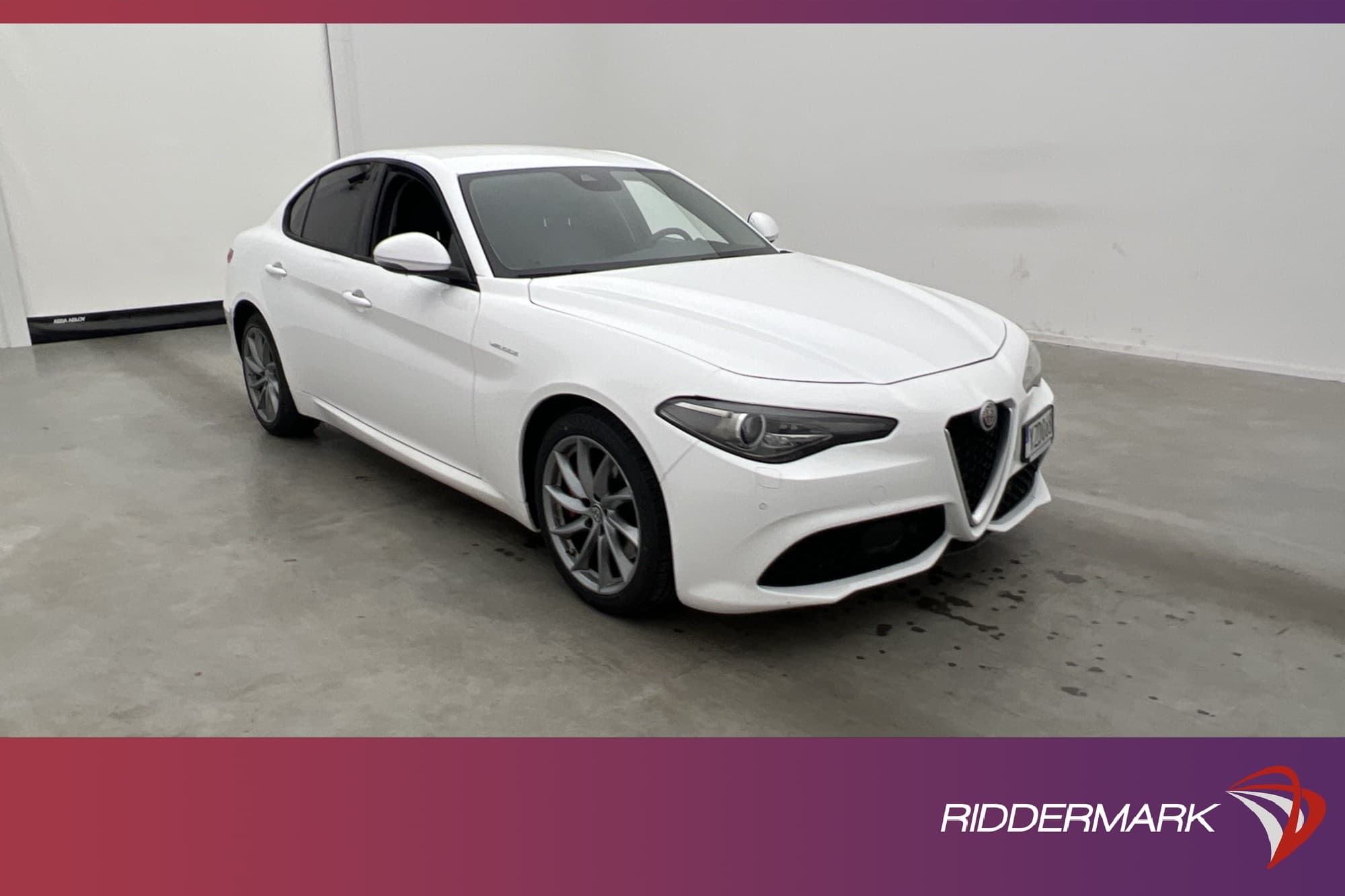 Alfa Romeo Giulia AWD 280hk
